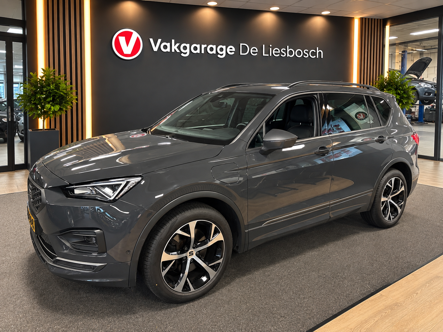 Seat Tarraco 1.4 TSI e-Hybrid PHEV FR,leer,navi,camera,pano,trekhaak,apple carplay 2022 - voorkant