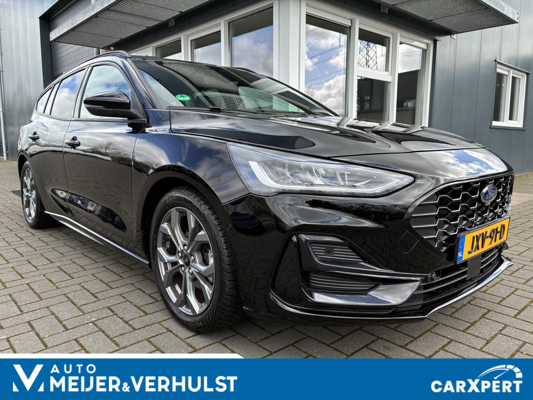 Ford Focus Wagon 1.0 EcoBoost 125 PK Hybrid ST Line | CARPLAY | NAVI | 32000 KM!!! 2024 - voorkant