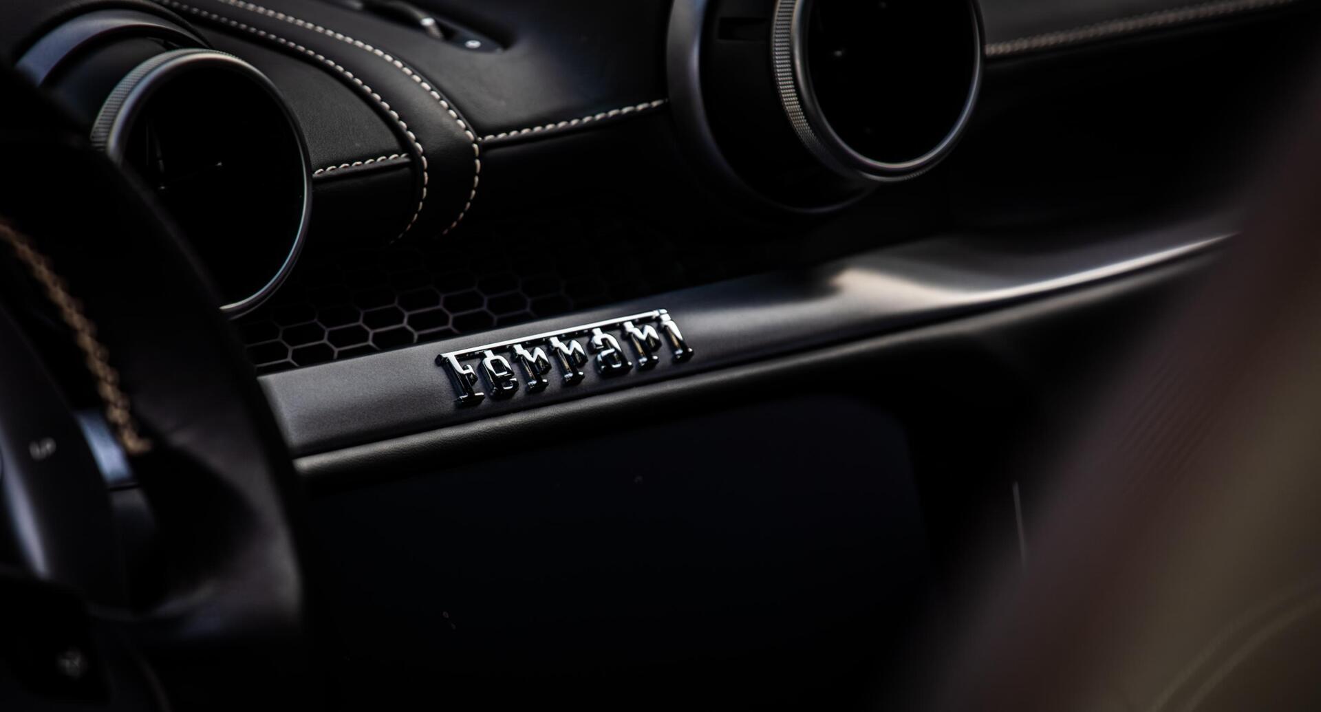 Foto van Ferrari Portofino