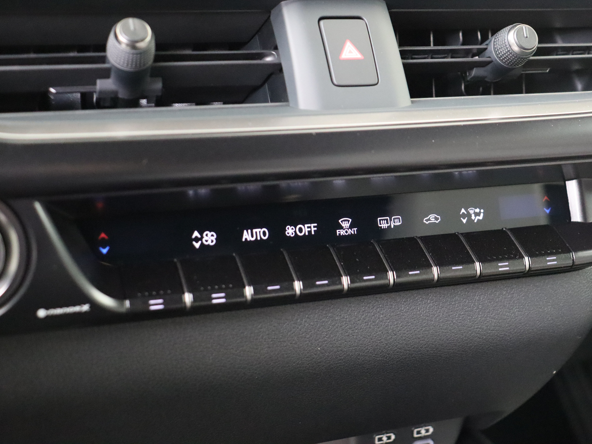 Foto van Lexus Ux