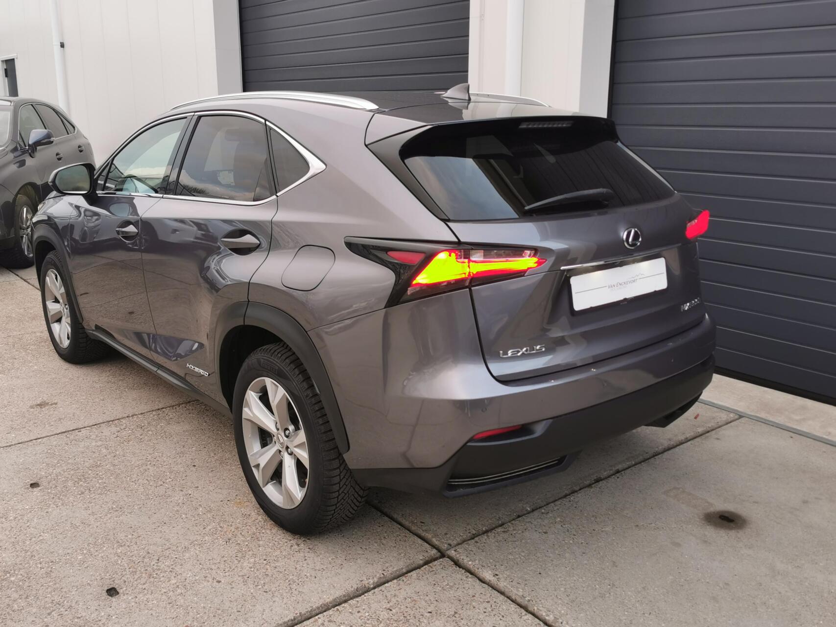 Foto van Lexus NX