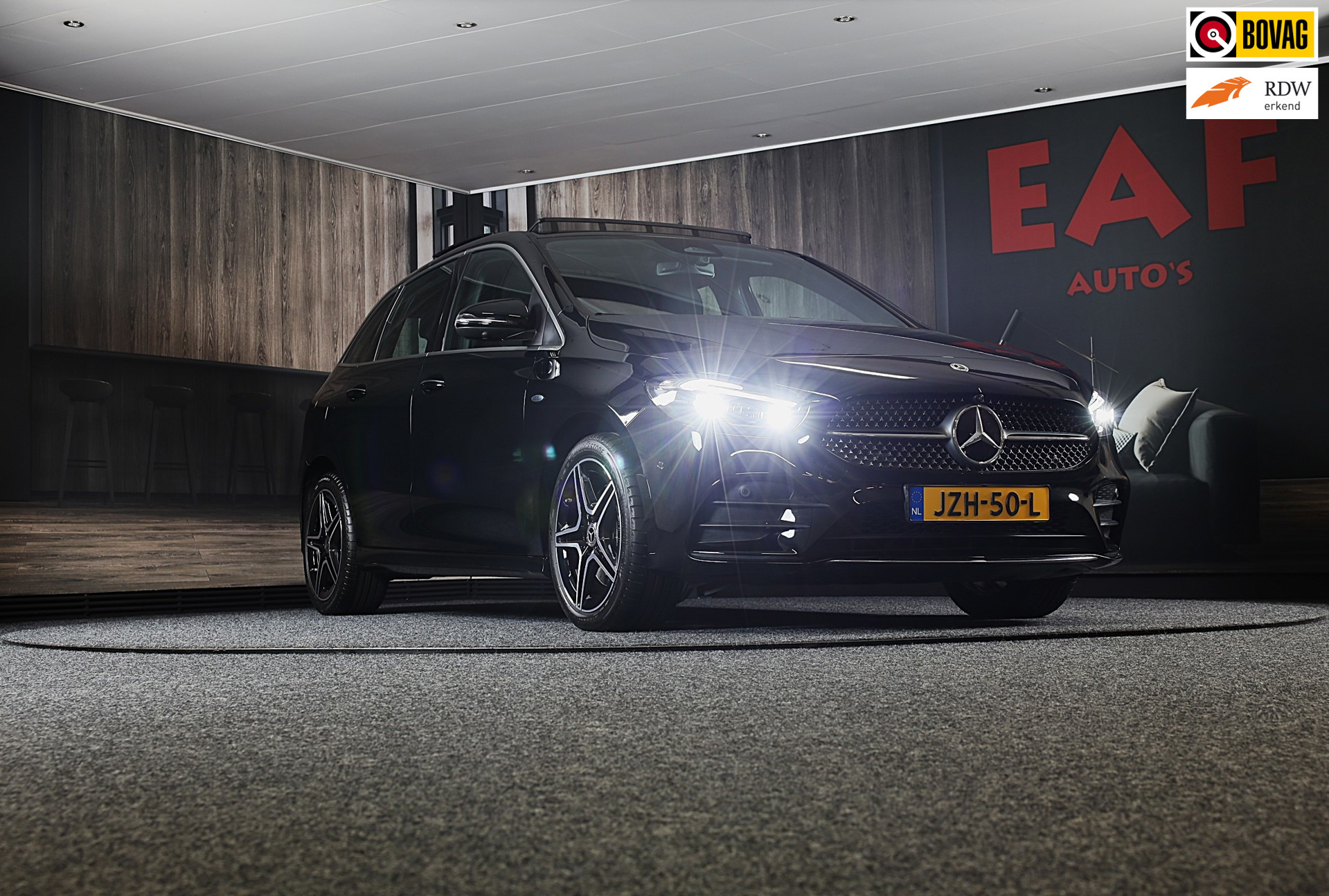 Mercedes-Benz B 250 E 250 e AMG Line / AUT / Acc / Memory / Head Up / Burmester / Elek Stoelen / Carbon / Open Pano / Led / Pdc 2025 - voorkant