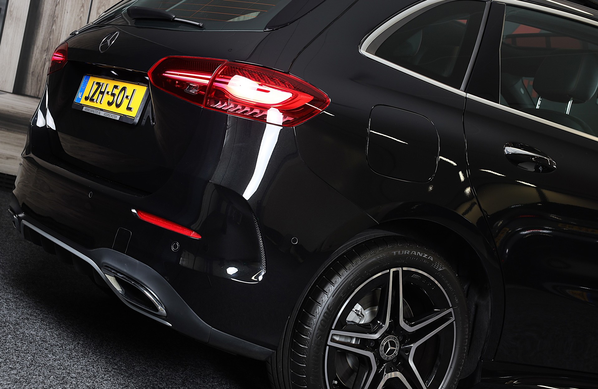Foto van Mercedes-Benz B 250 E