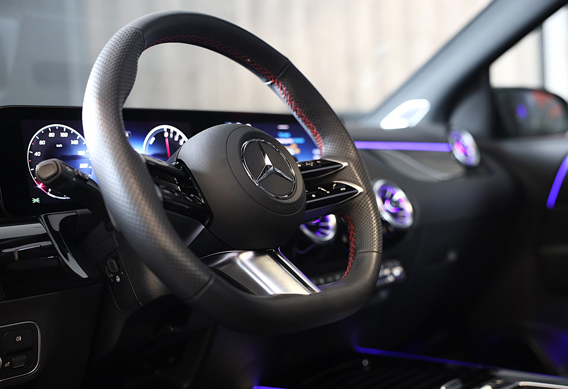 Foto van Mercedes-Benz B 250 E