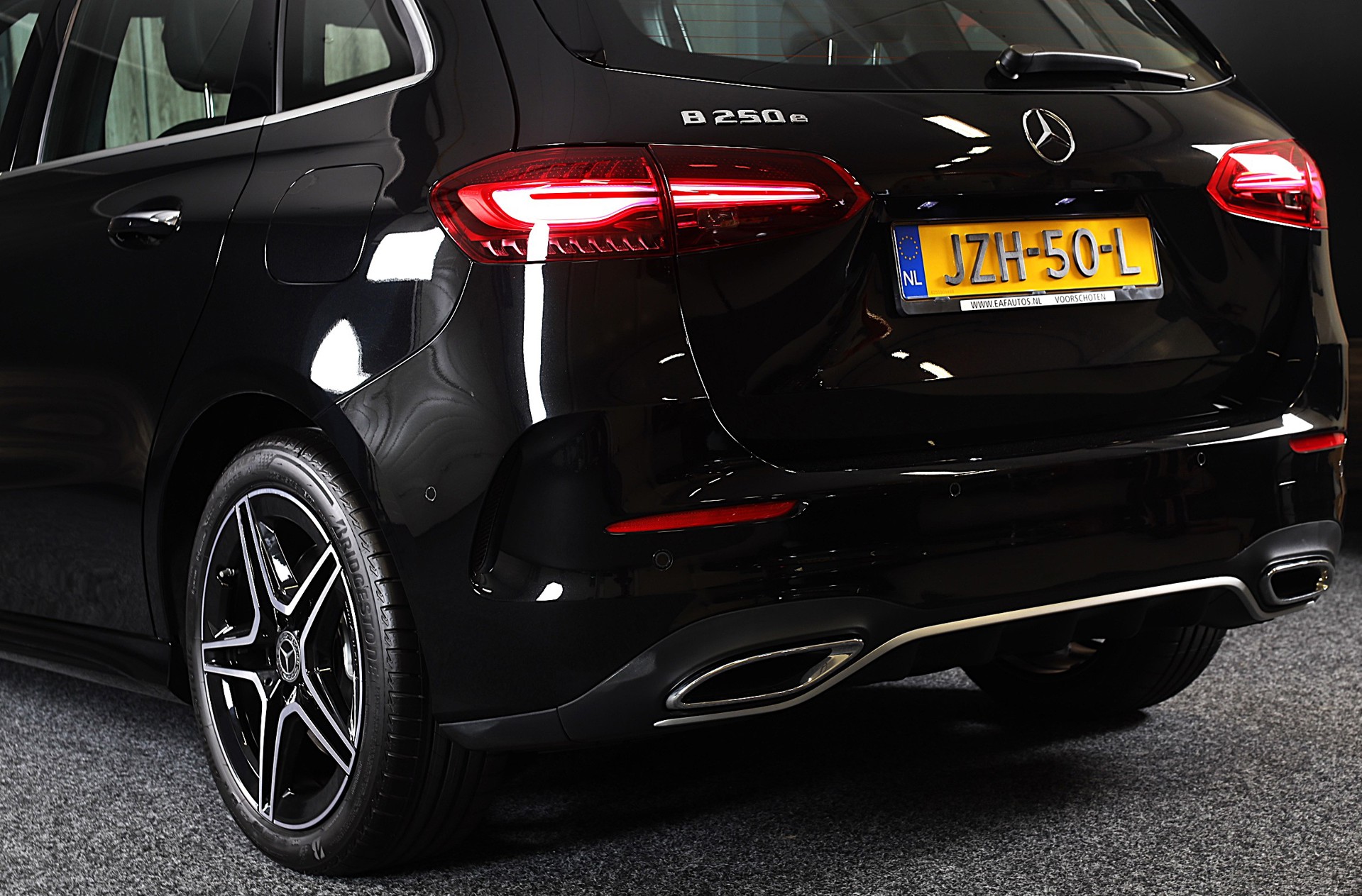 Foto van Mercedes-Benz B 250 E