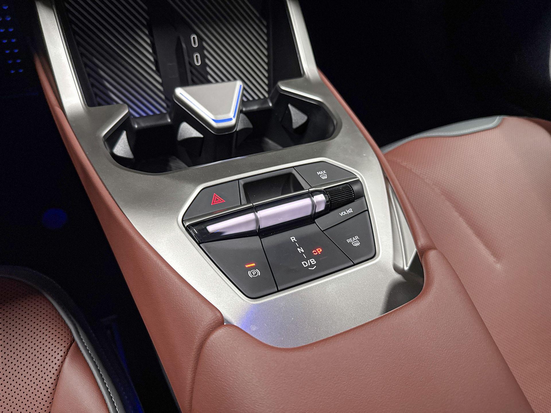 Foto van BMW Ix3