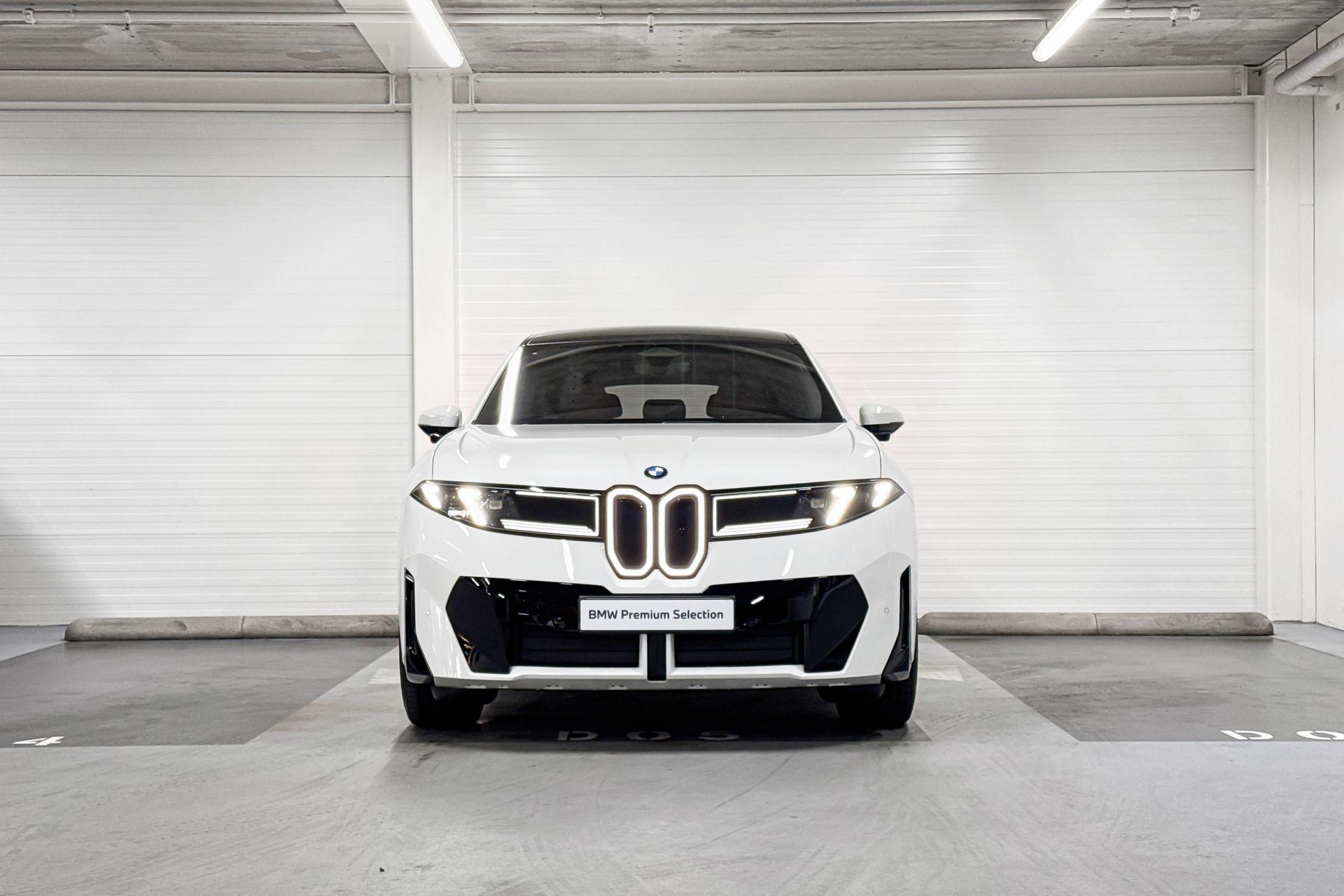 Foto van BMW Ix3