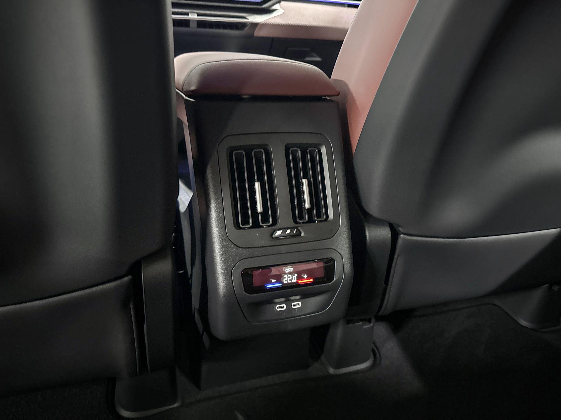Foto van BMW Ix3