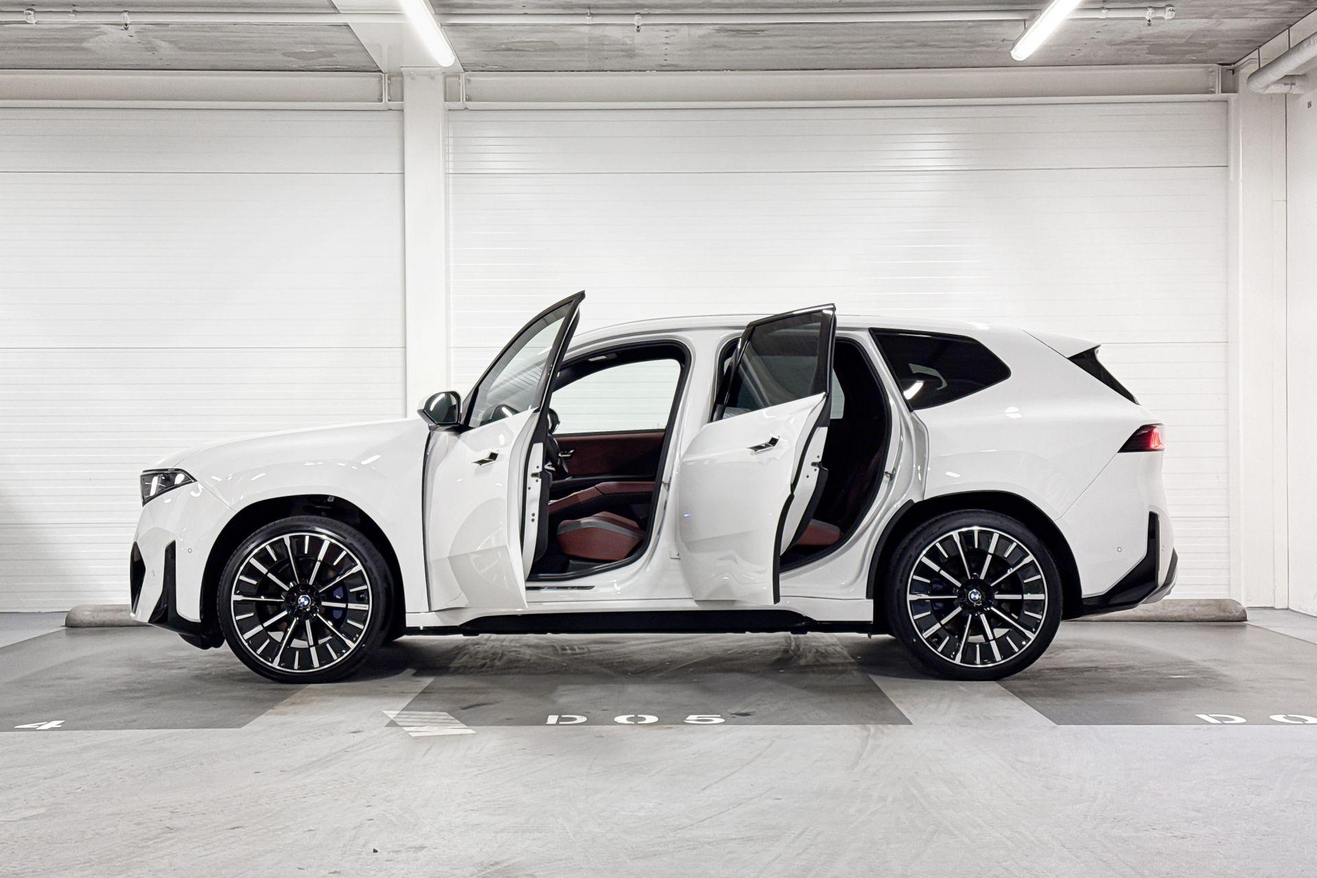 Foto van BMW Ix3
