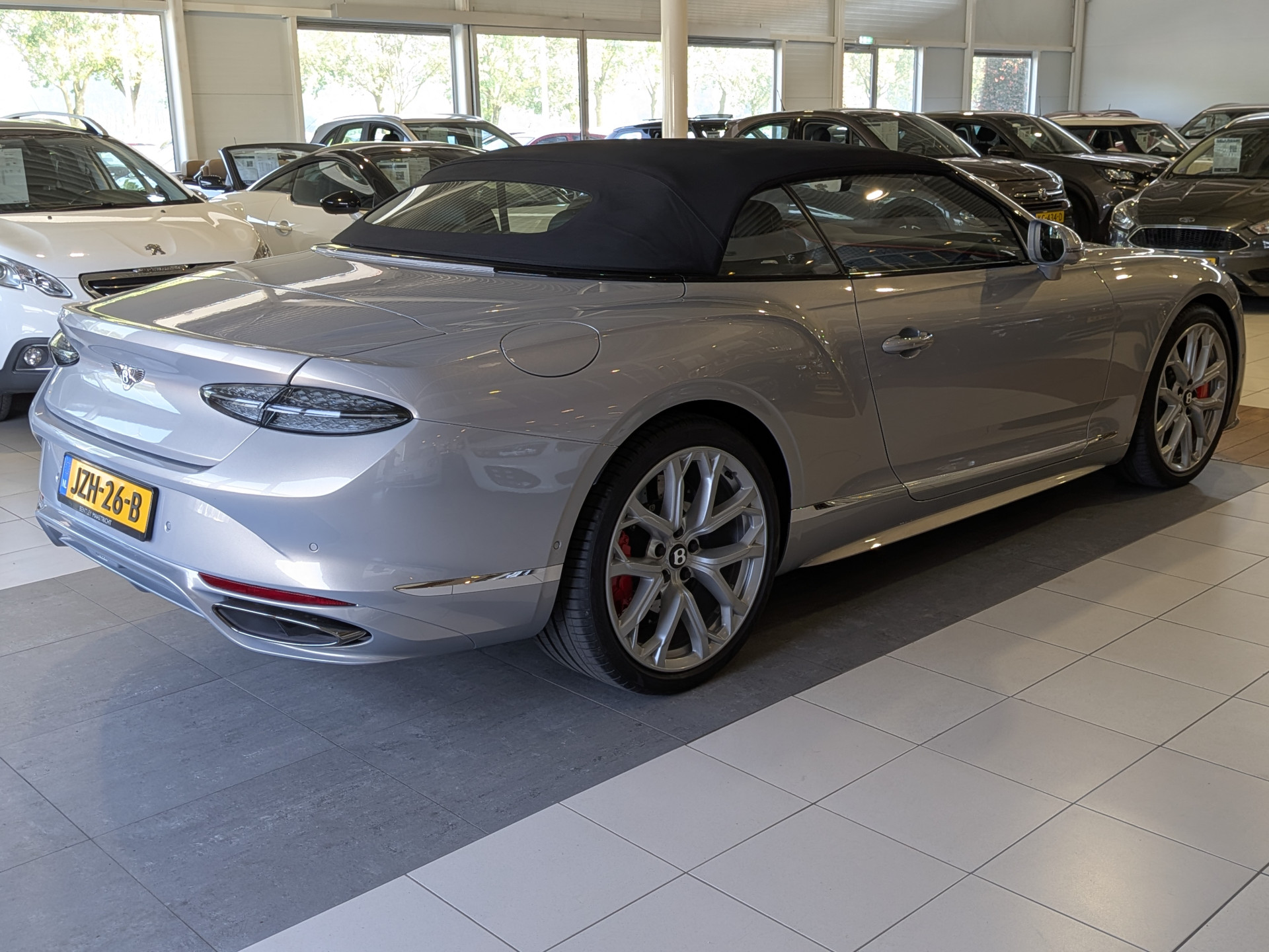 Foto van Bentley Continental GTC