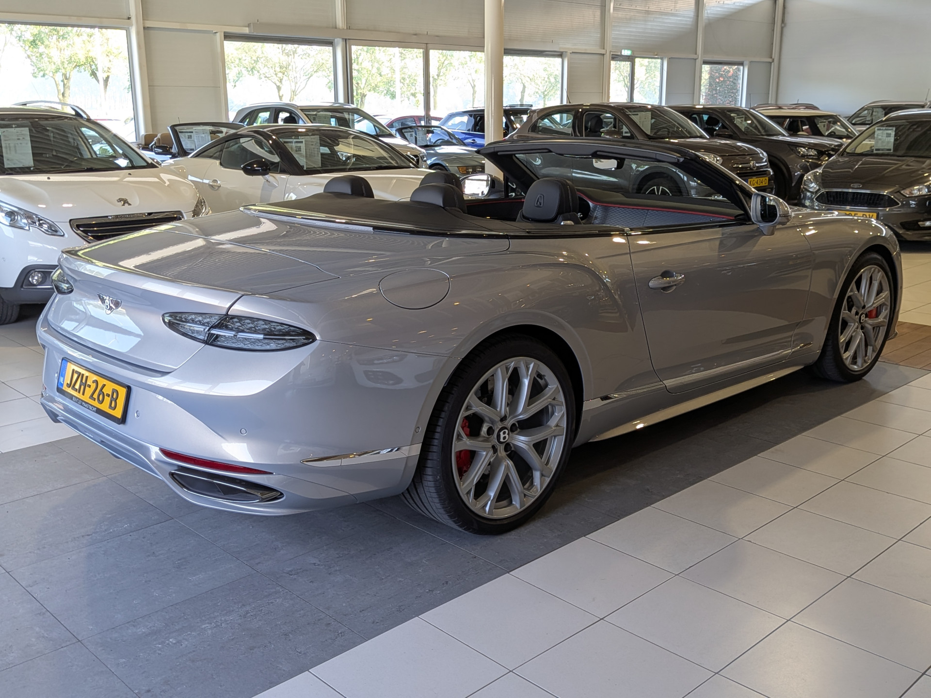 Foto van Bentley Continental GTC