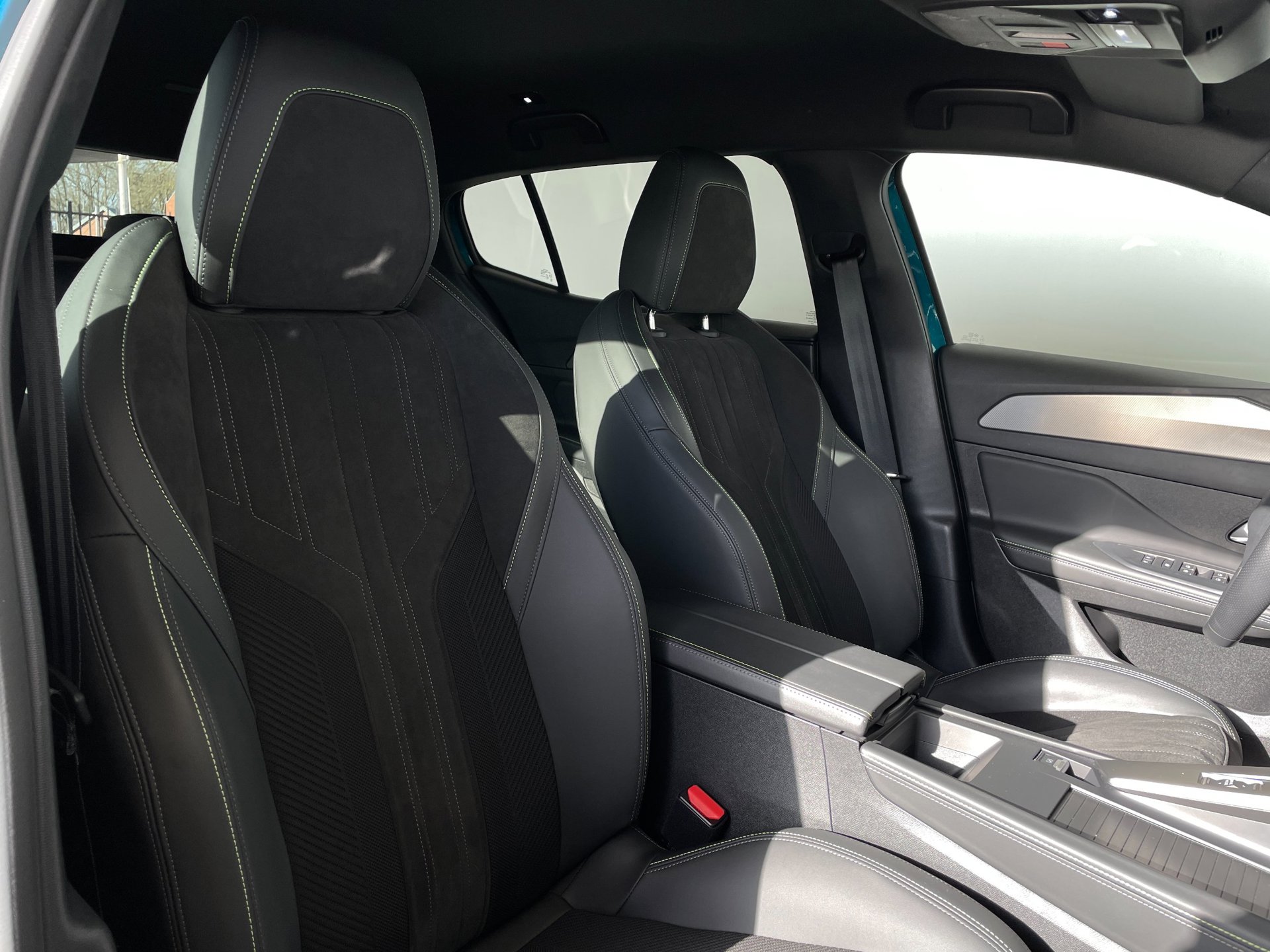 Foto van Peugeot 408