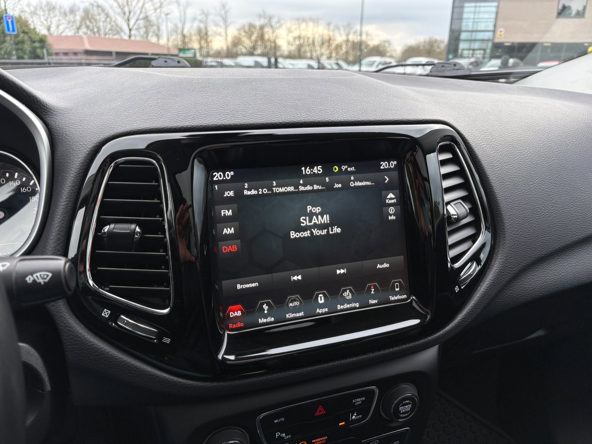 Foto van Jeep Compass