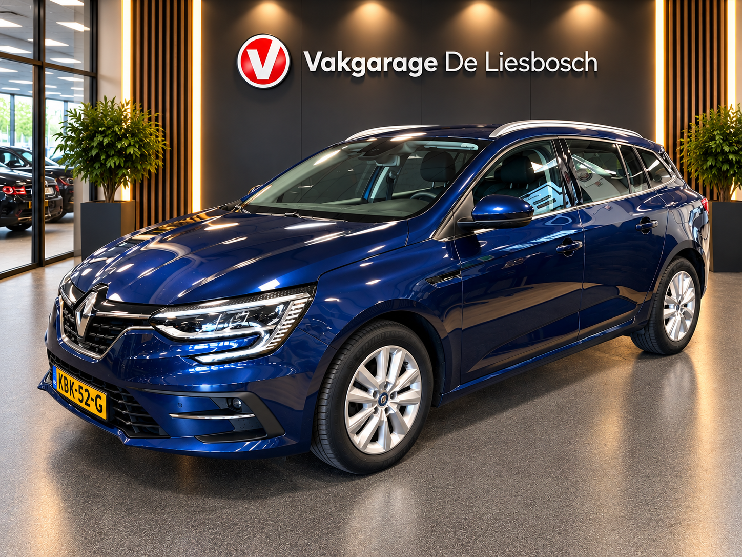 Renault Megane E-tech Plug-in Hybrid 1.6 E-Tech Plug-In Hybrid 160 Business Zen / stoel en stuurverwarming / camera / navigatie 2021 - voorkant