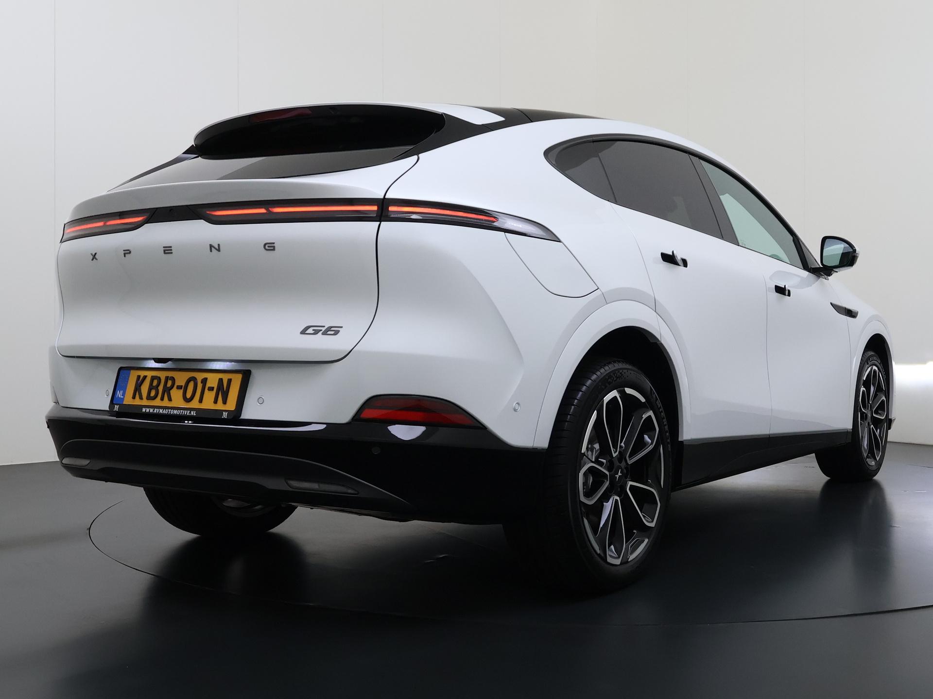 Foto van Xpeng G6