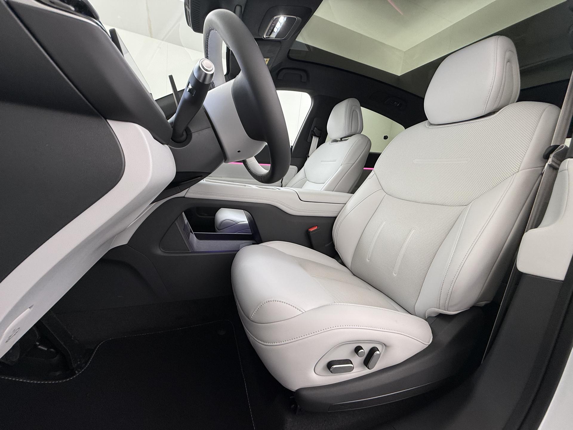 Foto van Xpeng G6