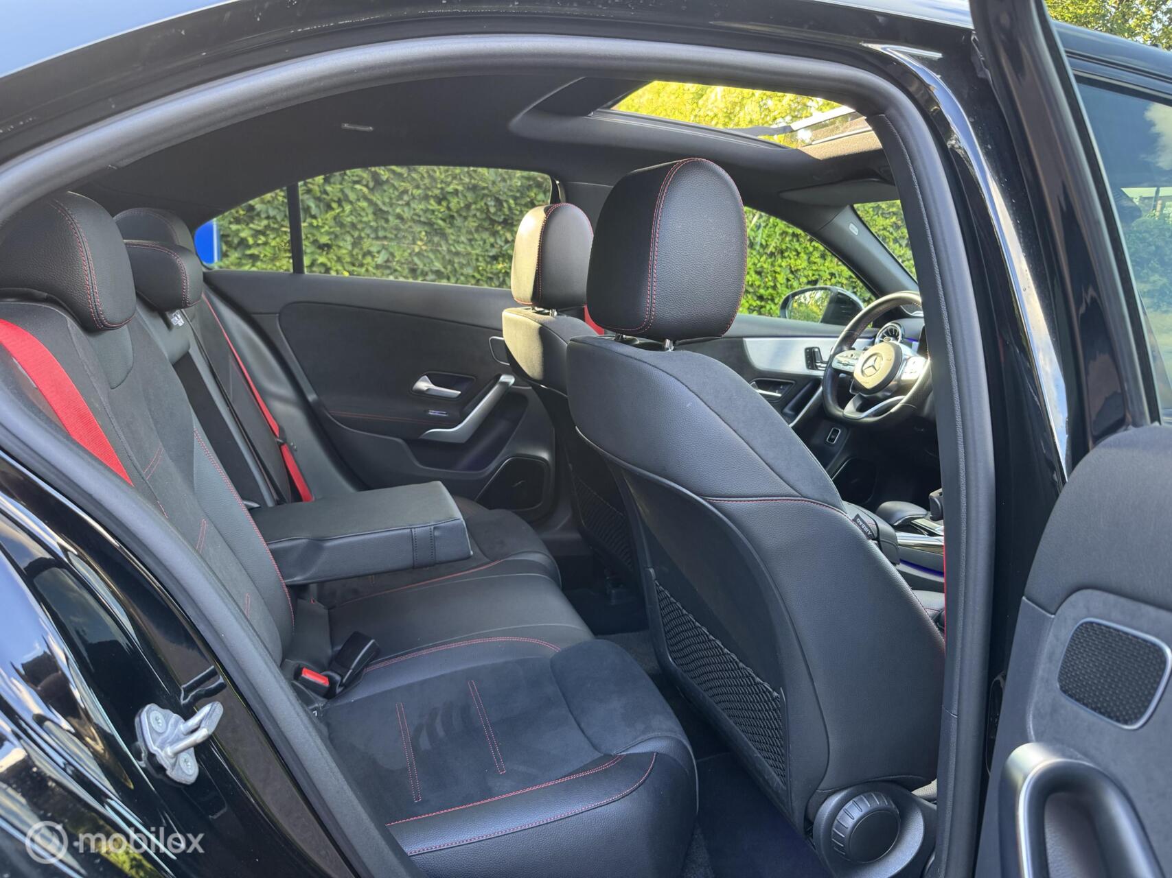 Foto van Mercedes-Benz AMG A 35