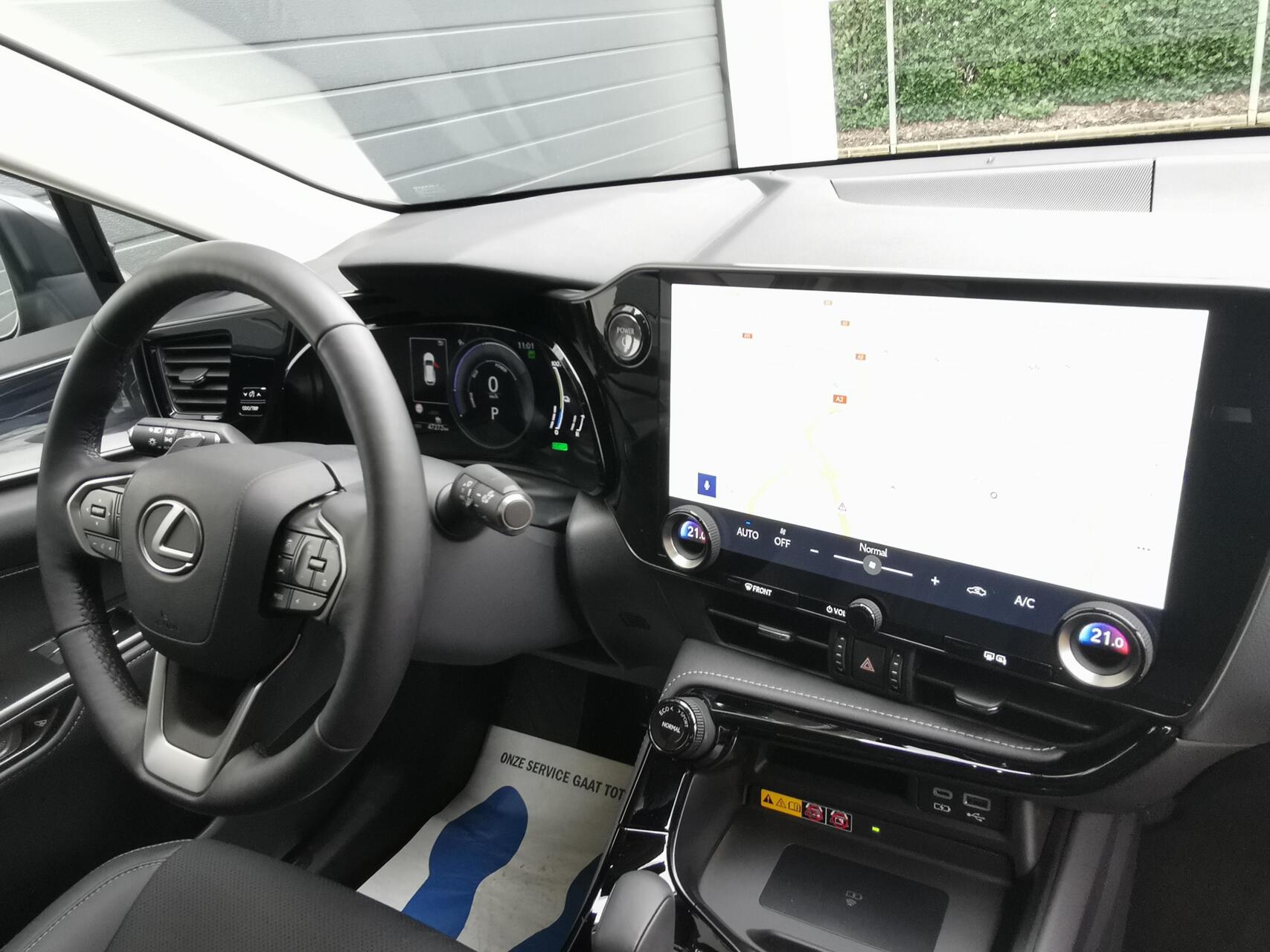 Foto van Lexus NX