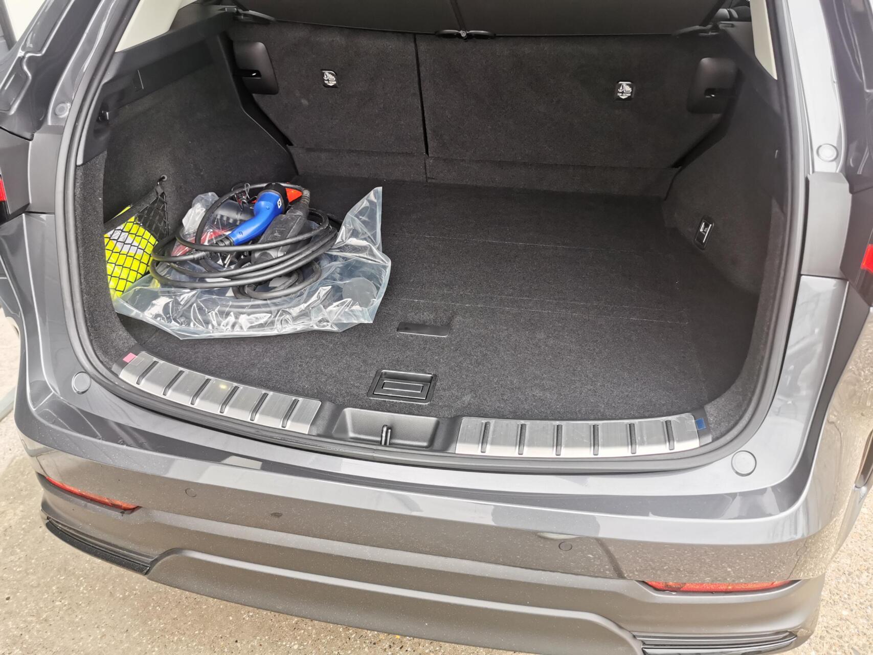 Foto van Lexus NX