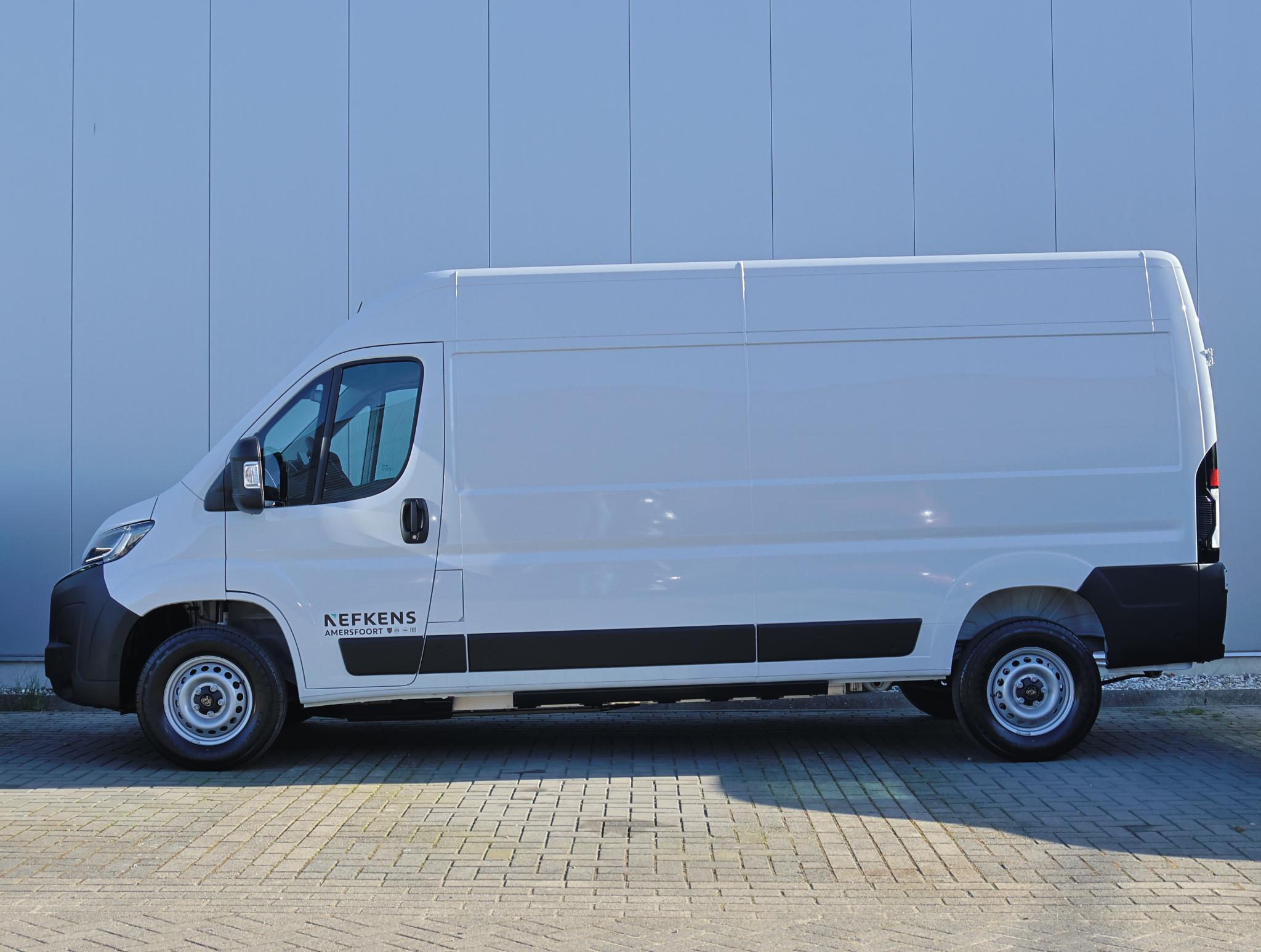 Foto van Peugeot E-boxer