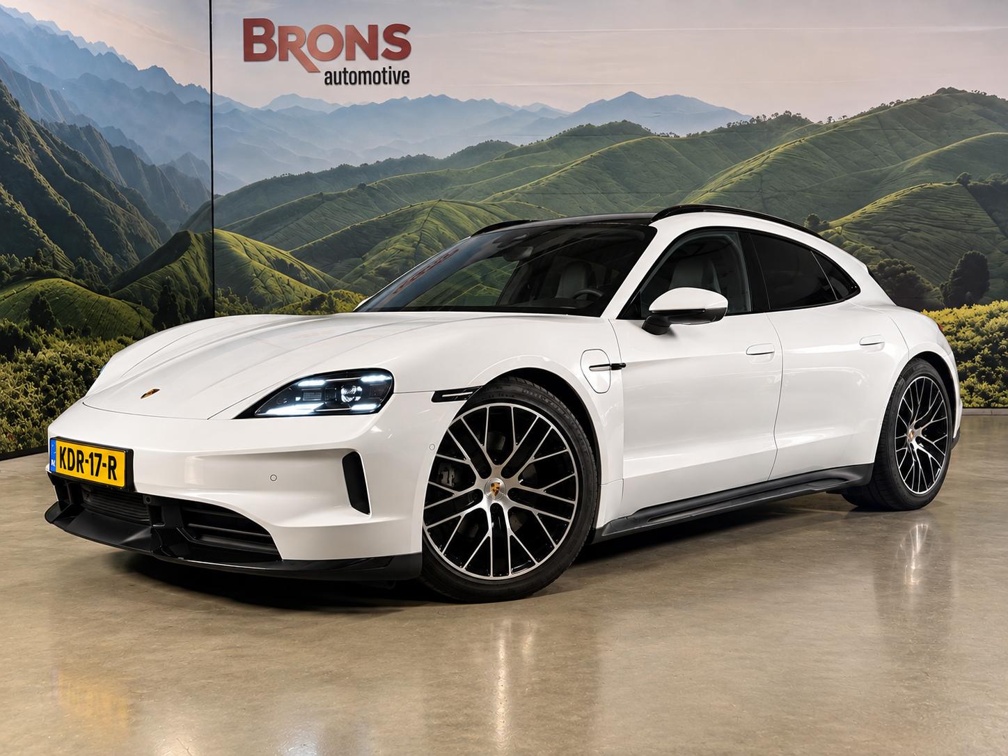 Porsche Taycan Sport Turismo Black Edition 2024 - voorkant