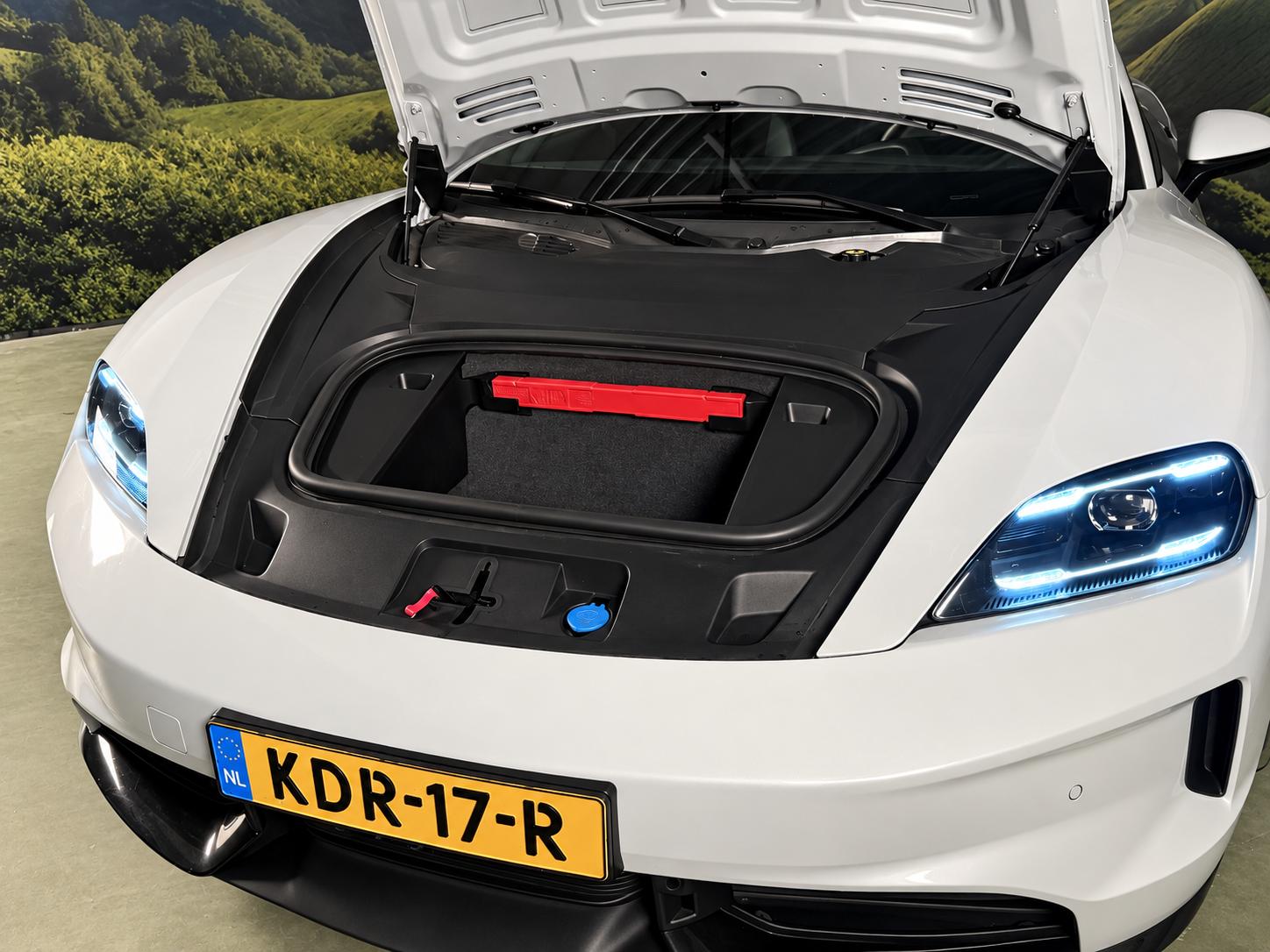 Foto van Porsche Taycan Sport Turismo