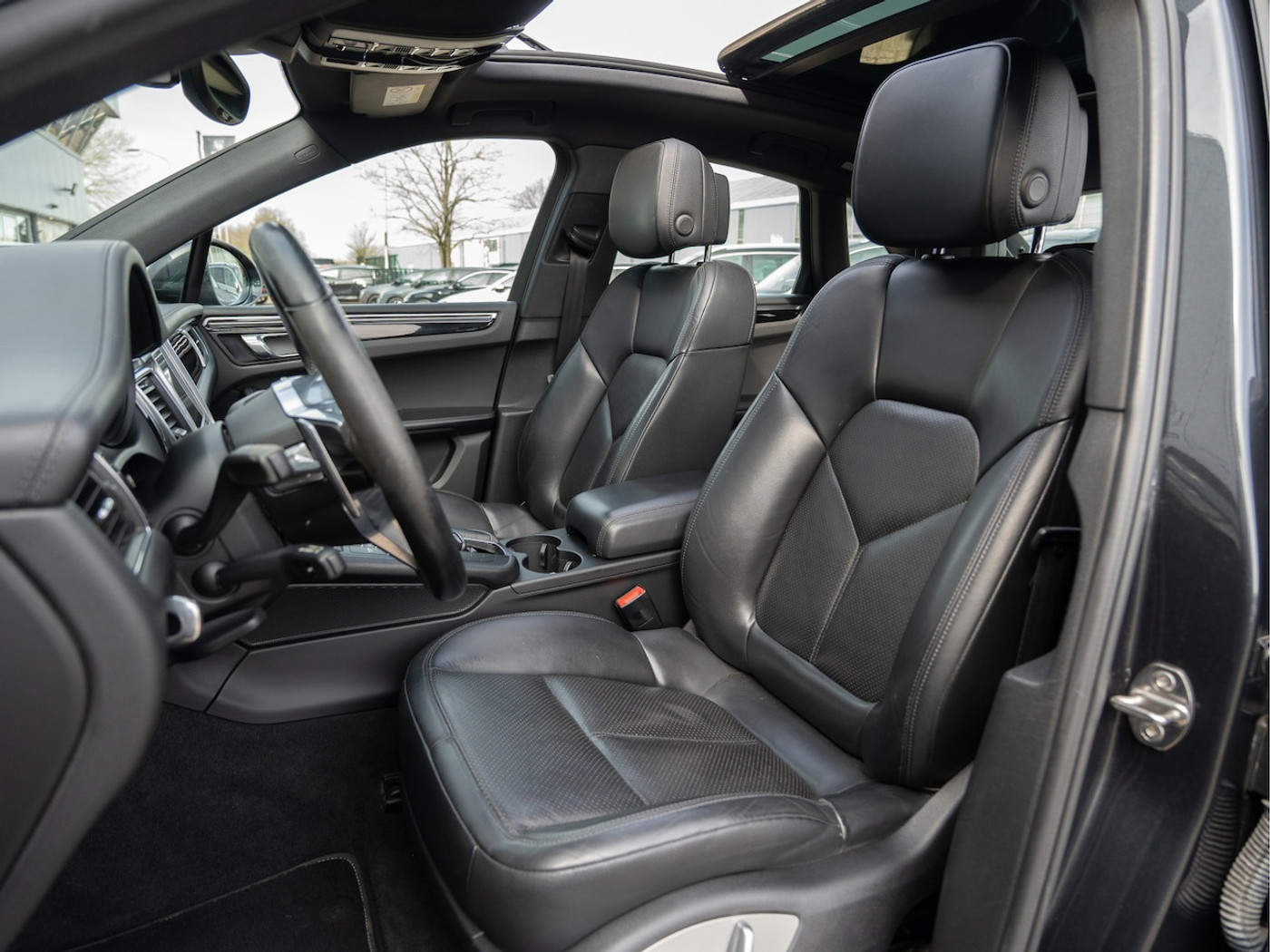 Foto van Porsche Macan S