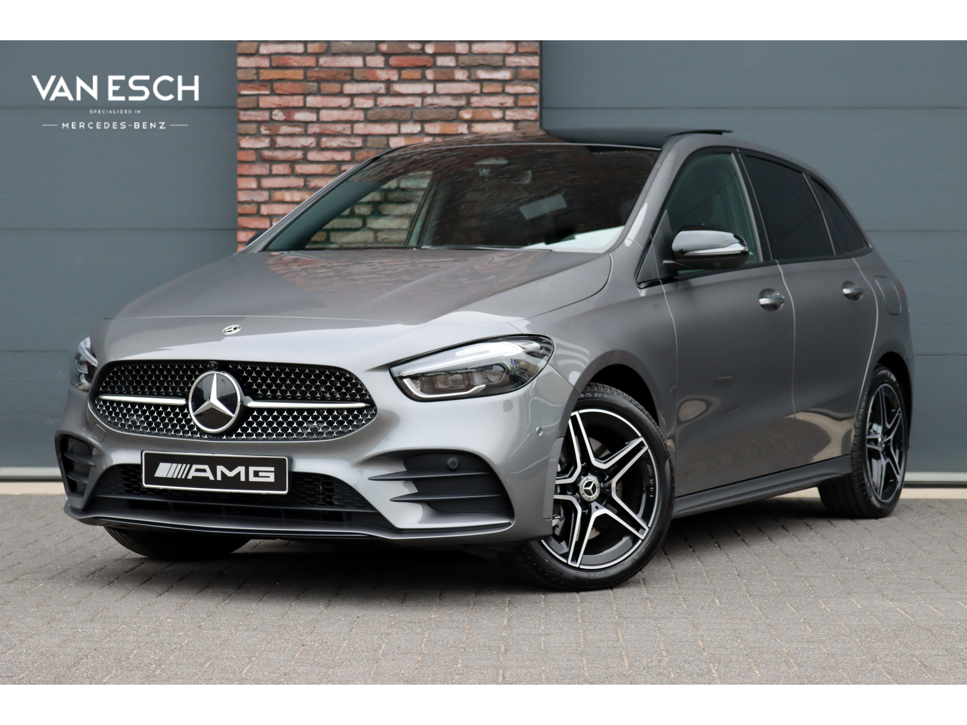 Mercedes-Benz B-klasse 250 e AMG Line | 2025 - voorkant
