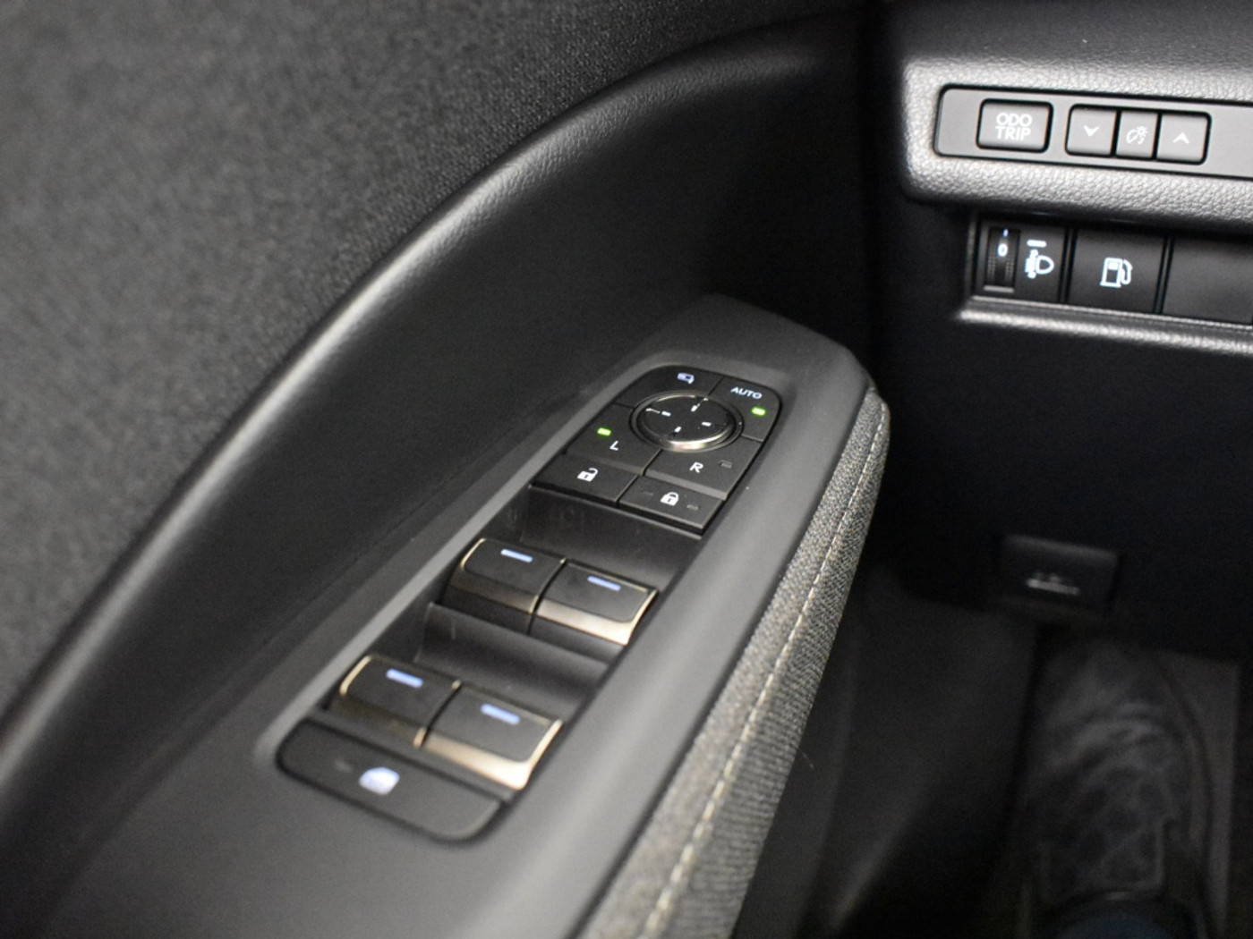 Foto van Lexus LBX