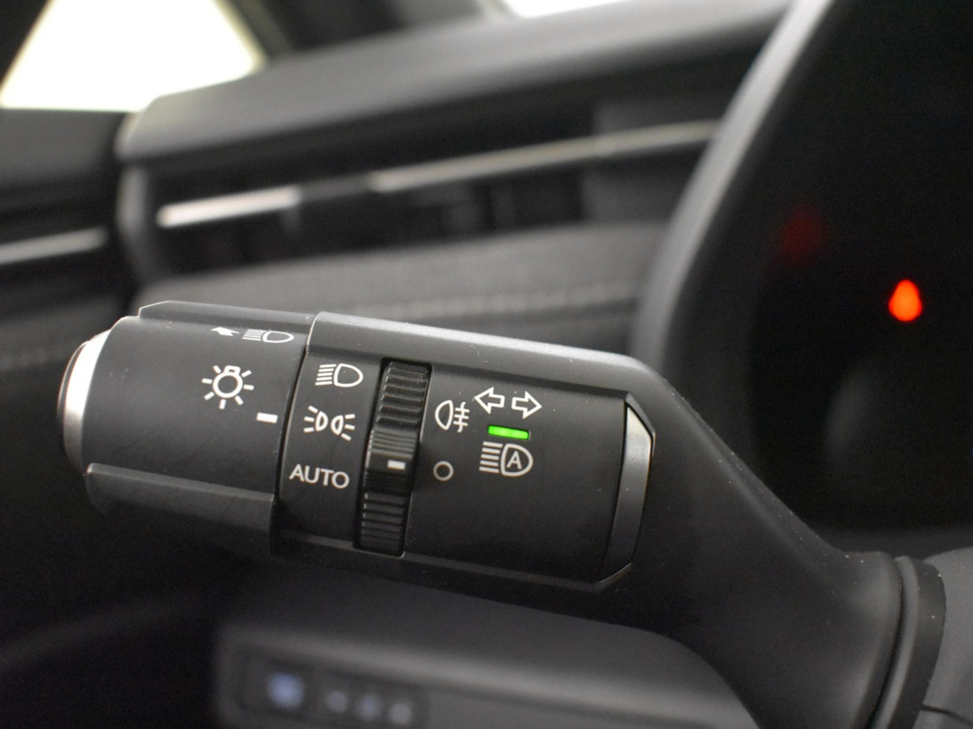 Foto van Lexus LBX