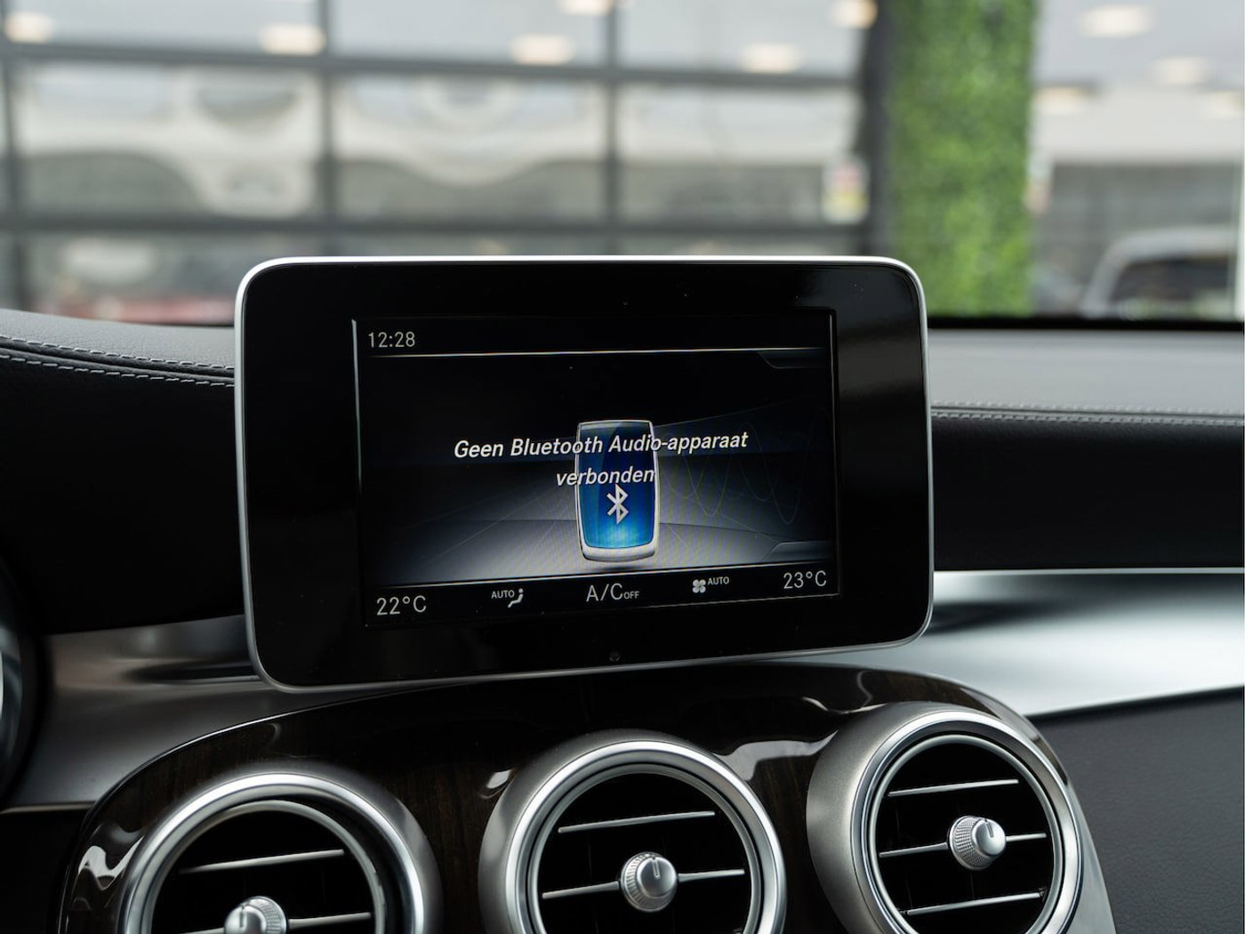 Foto van Mercedes-Benz GLC 350 E 4Matic