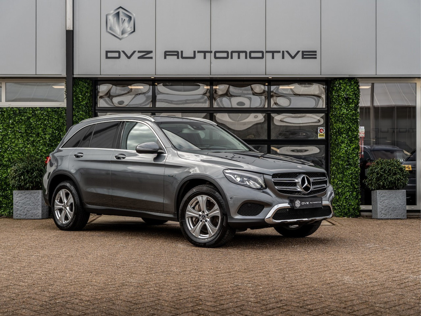 Foto van Mercedes-Benz GLC 350 E 4Matic