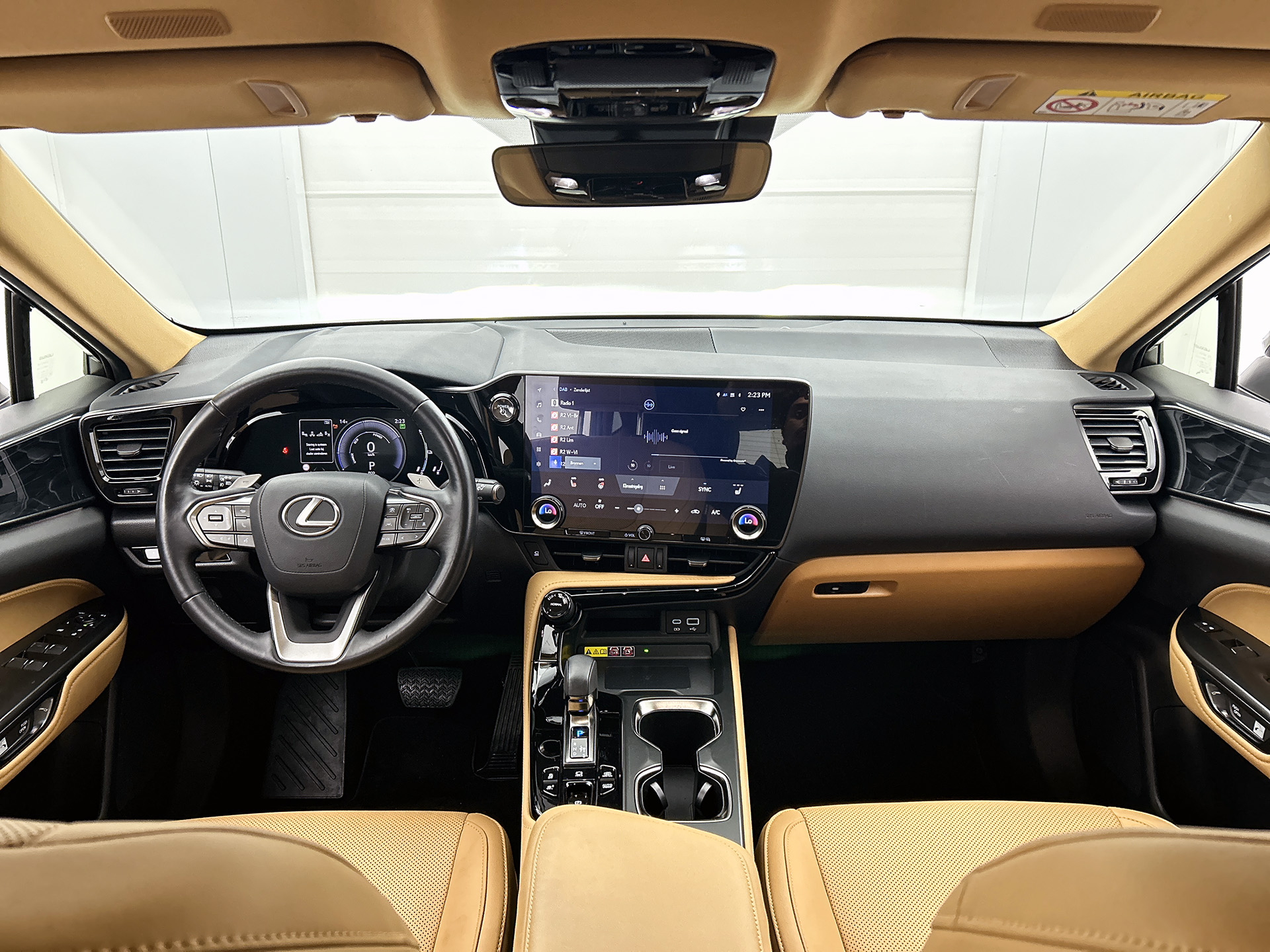 Foto van Lexus Lexus Nx450h+