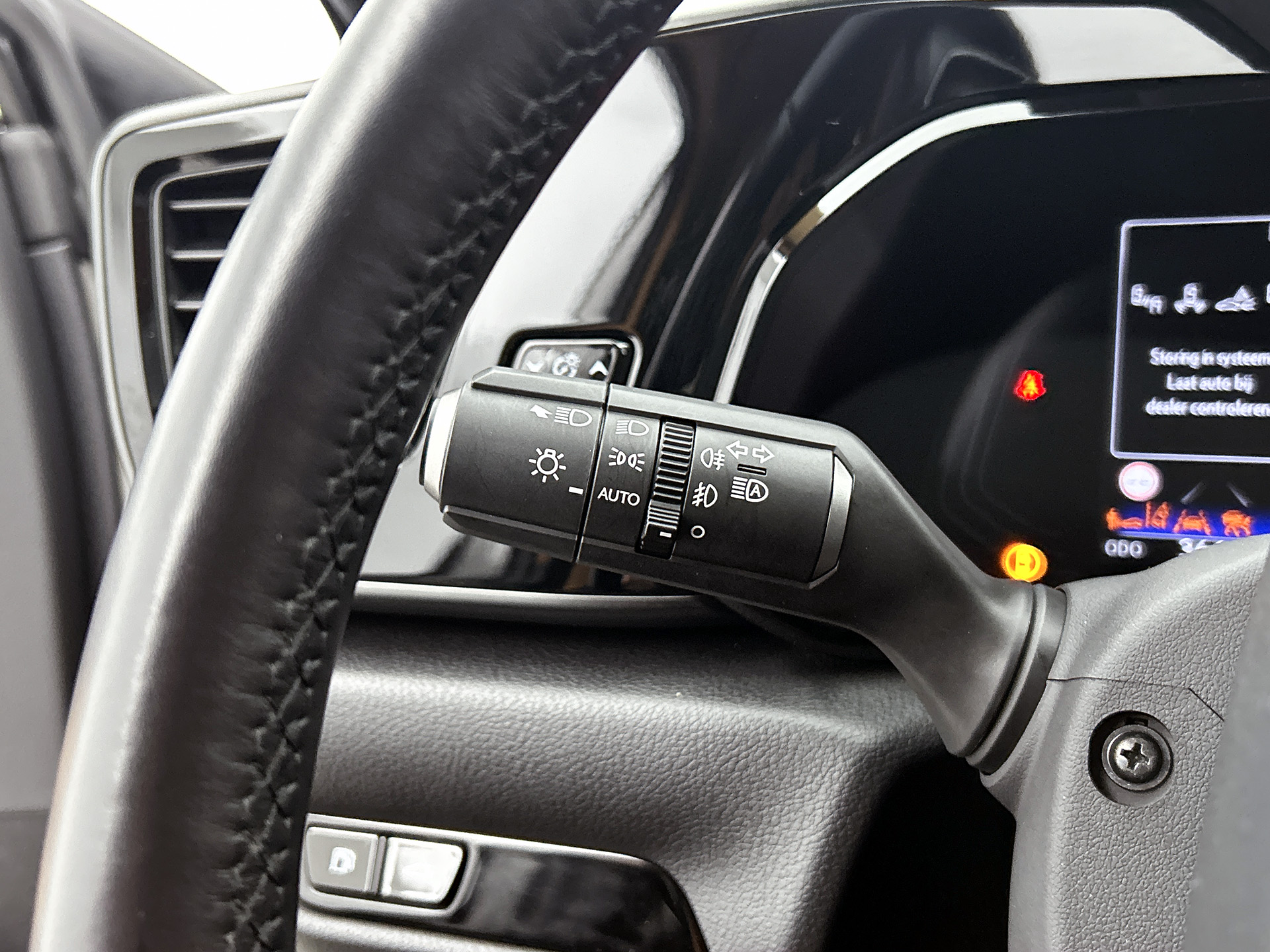 Foto van Lexus Lexus Nx450h+