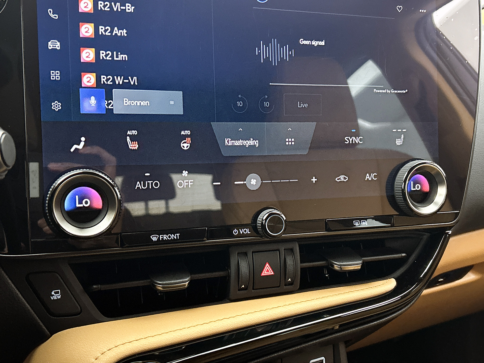 Foto van Lexus Lexus Nx450h+