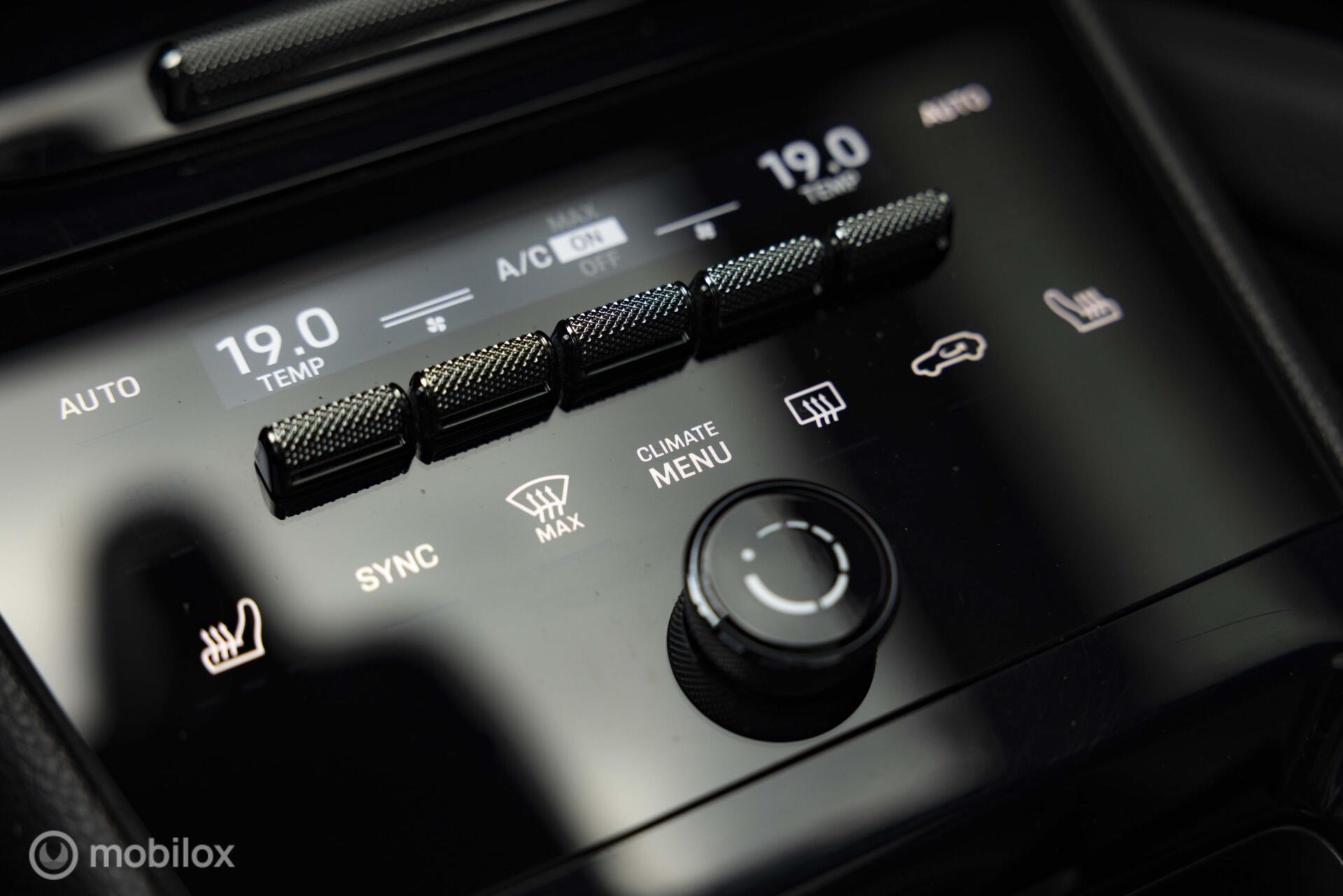 Foto van Porsche Cayenne E-hybrid