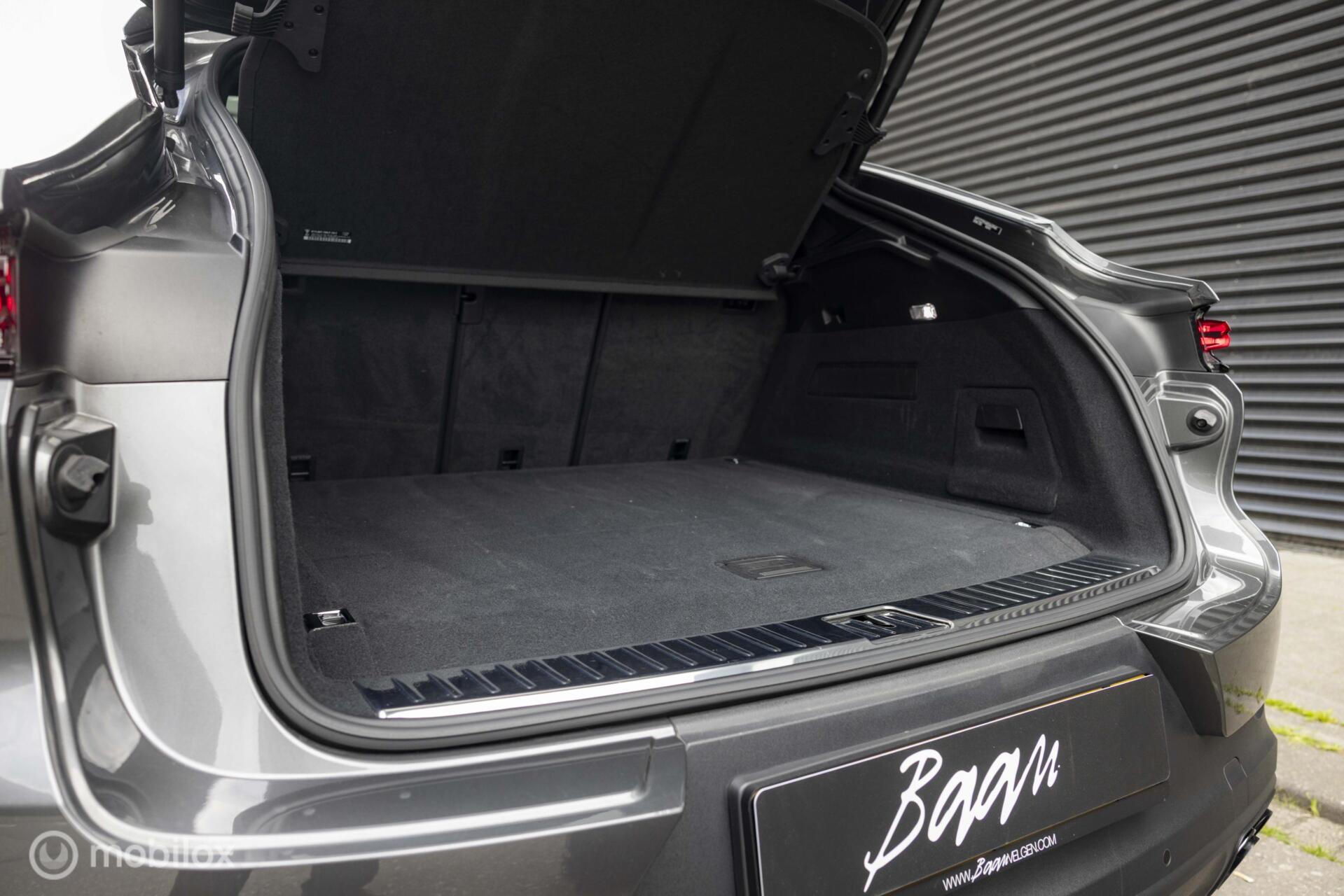 Foto van Porsche Cayenne E-hybrid