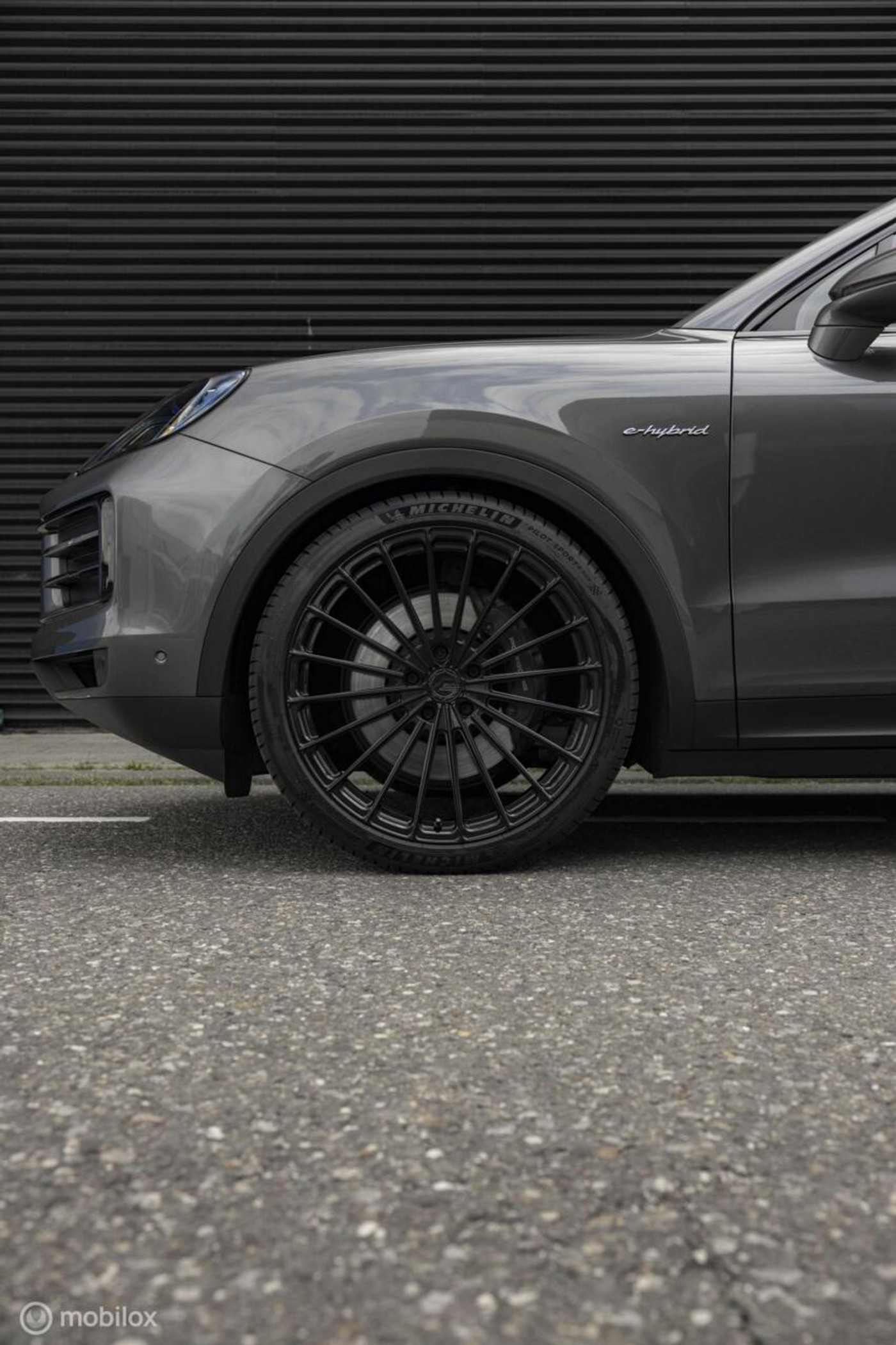 Foto van Porsche Cayenne E-hybrid