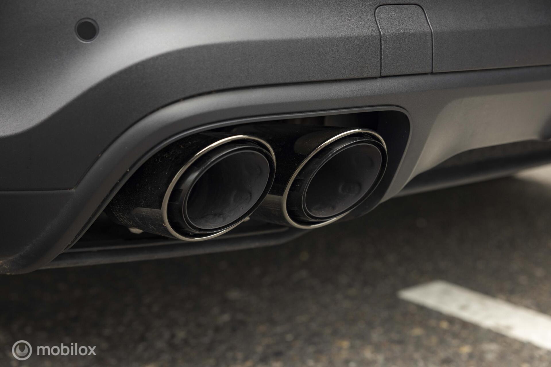 Foto van Porsche Cayenne E-hybrid