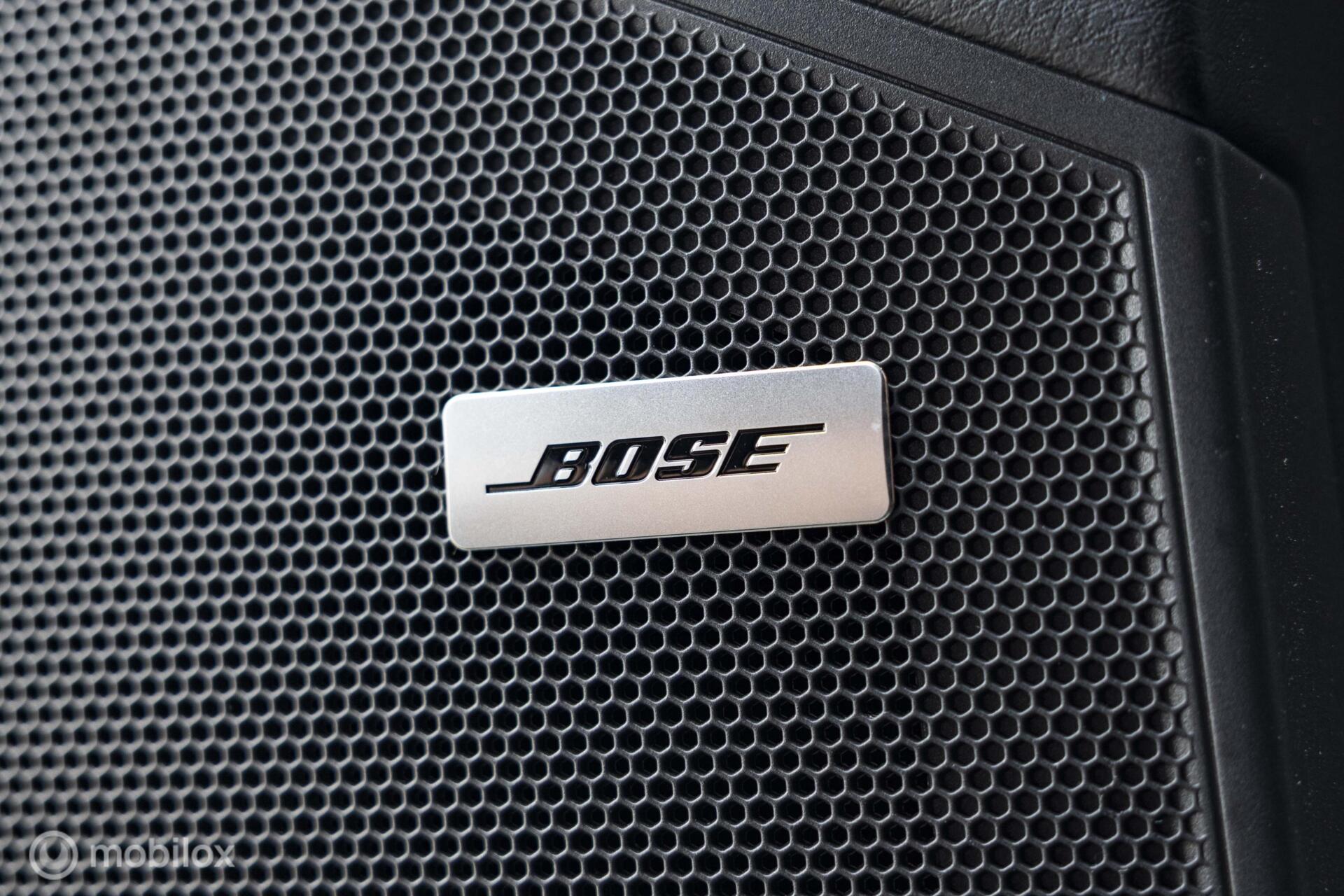 Foto van Porsche Cayenne E-hybrid