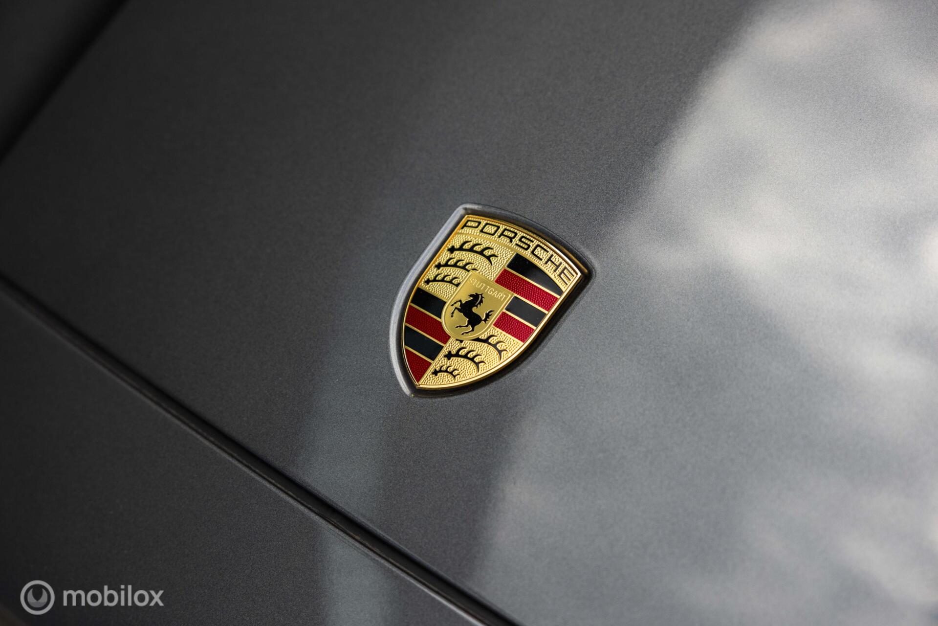 Foto van Porsche Cayenne E-hybrid