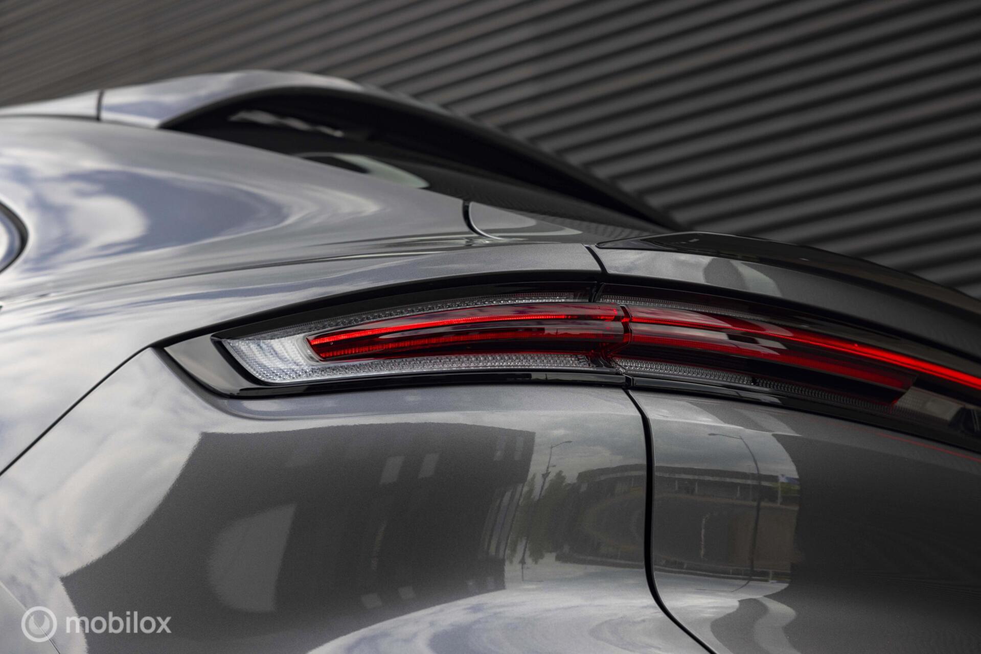 Foto van Porsche Cayenne E-hybrid