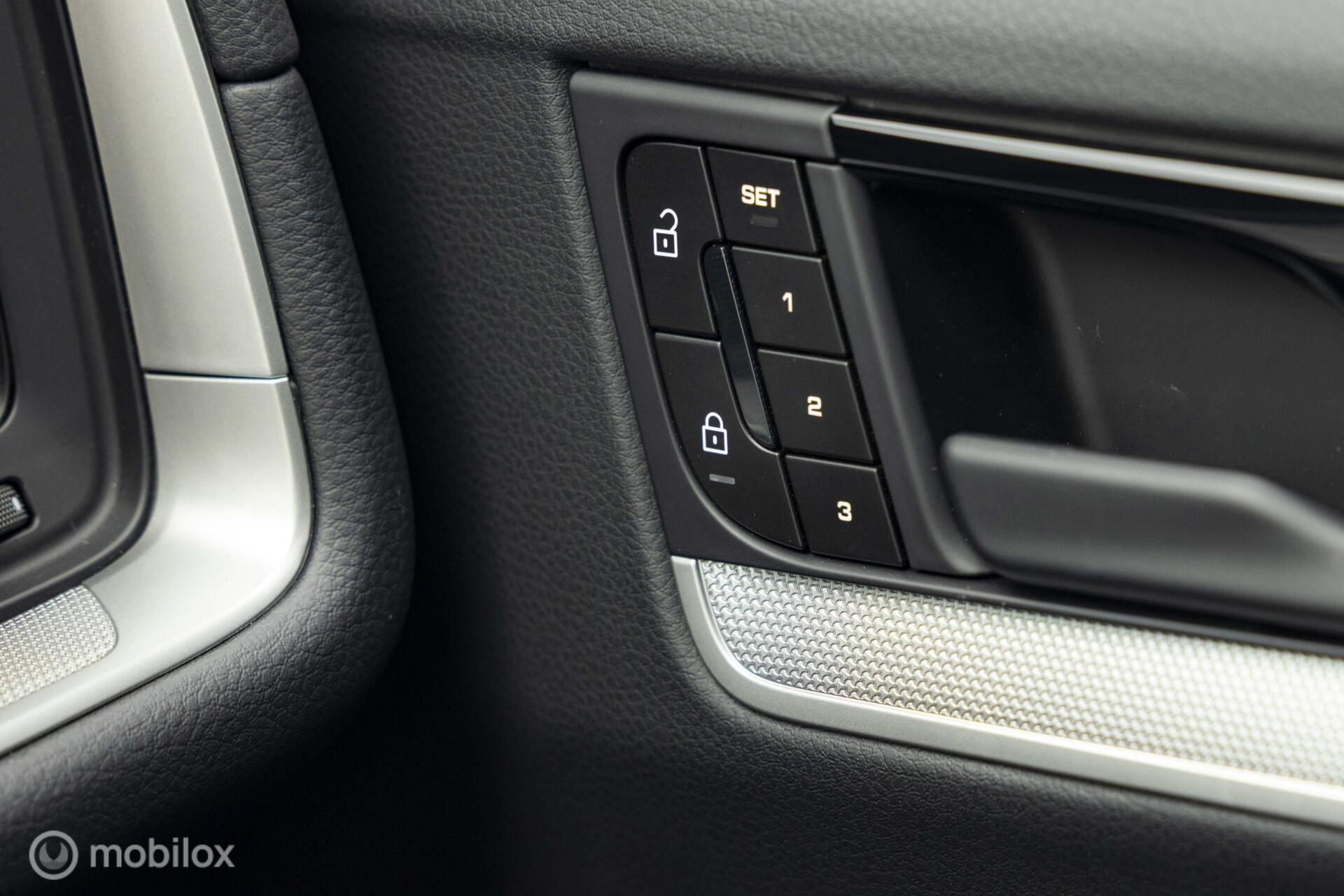 Foto van Porsche Cayenne E-hybrid