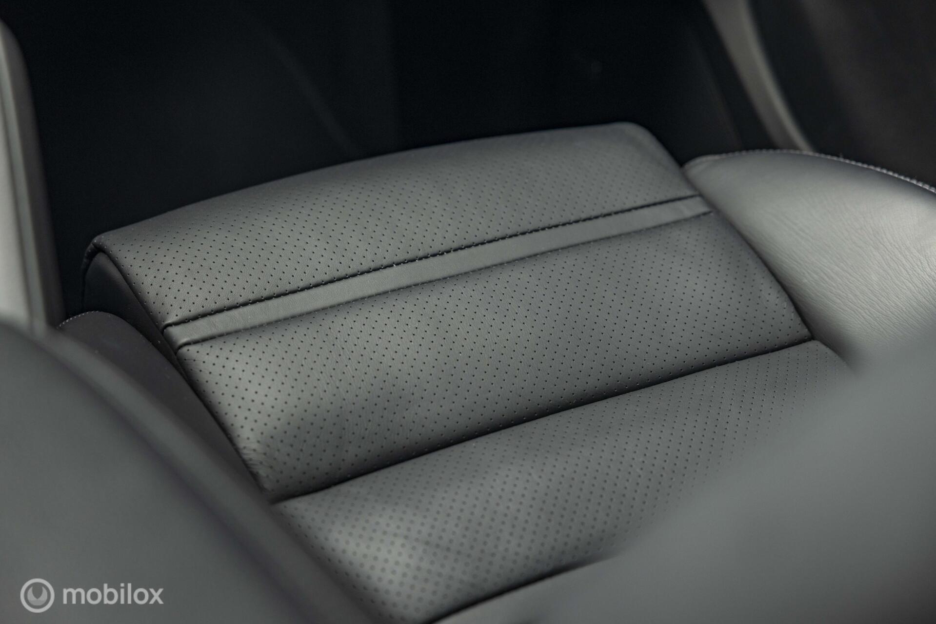 Foto van Porsche Cayenne E-hybrid