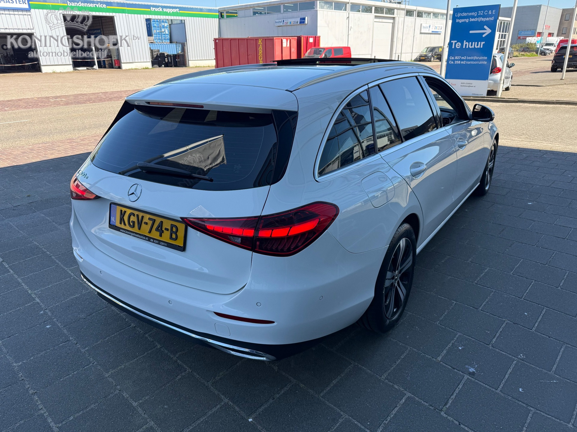 Foto van Mercedes-Benz C 300 E