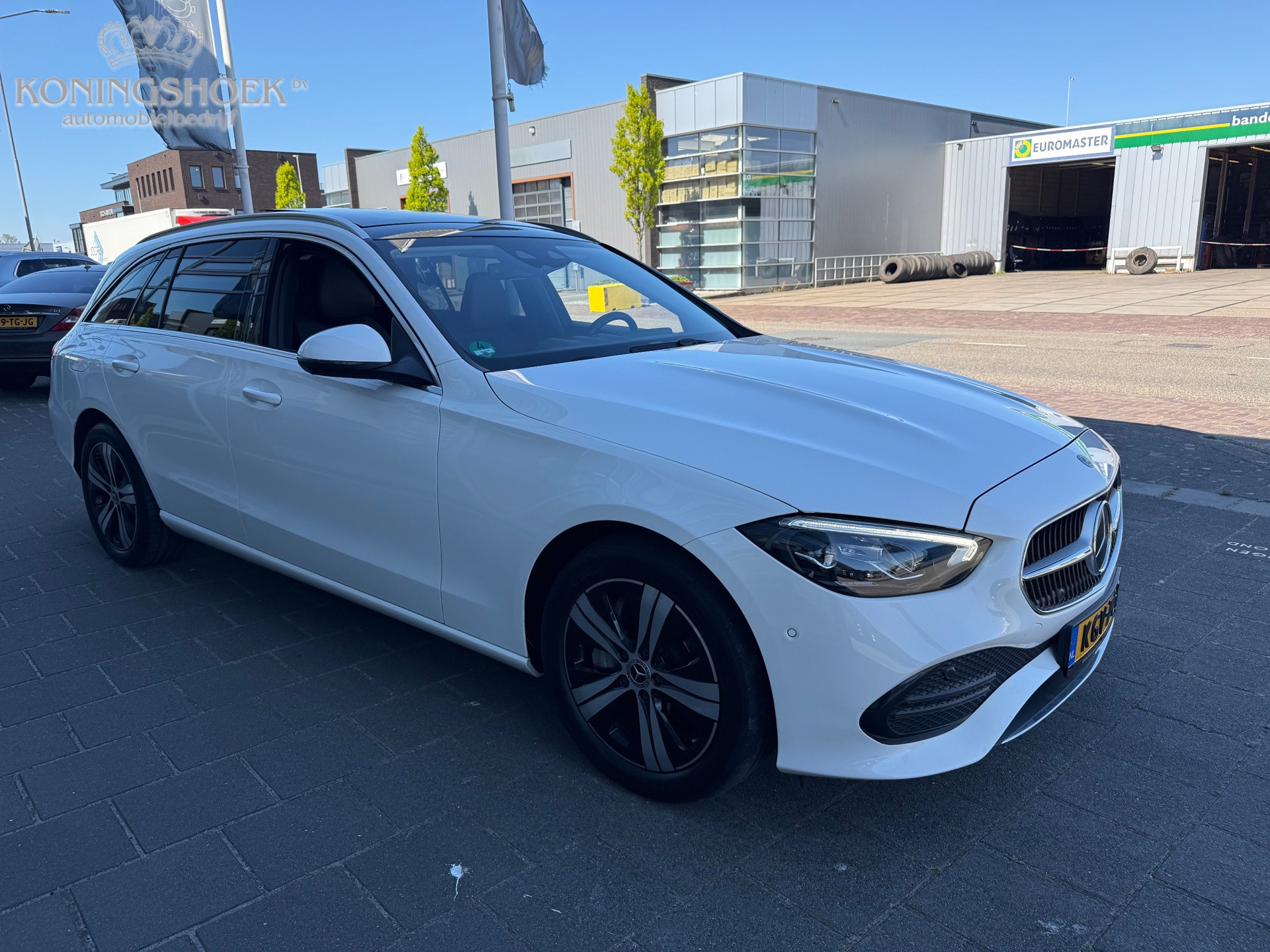 Foto van Mercedes-Benz C 300 E