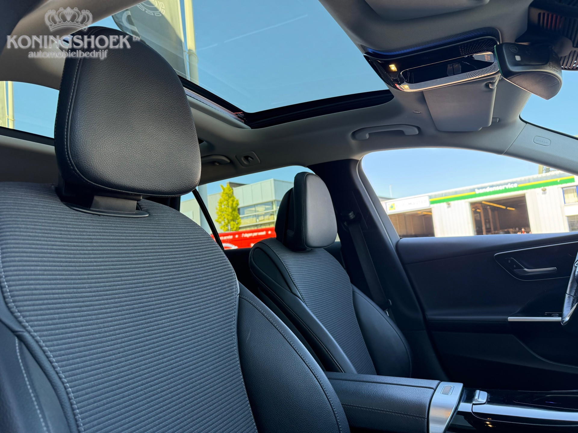 Foto van Mercedes-Benz C 300 E