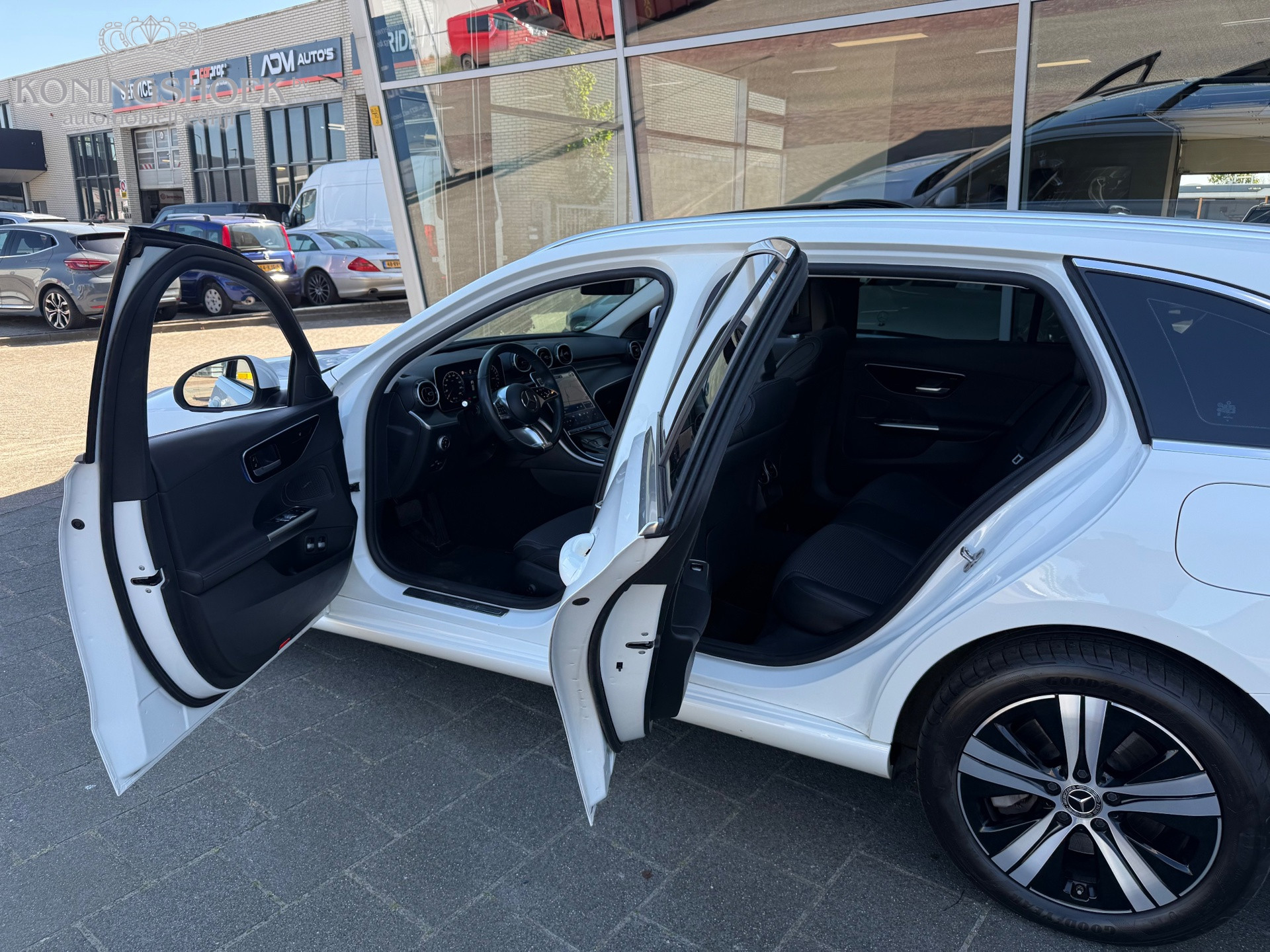 Foto van Mercedes-Benz C 300 E
