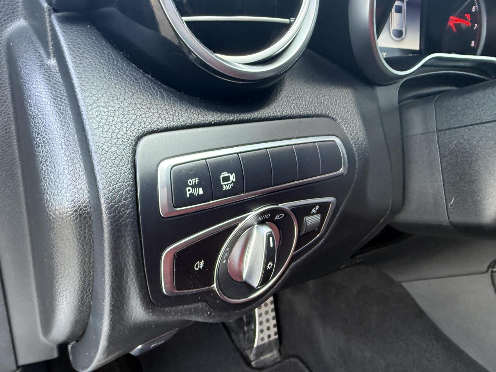 Foto van Mercedes-Benz GLC 350 E 4Matic