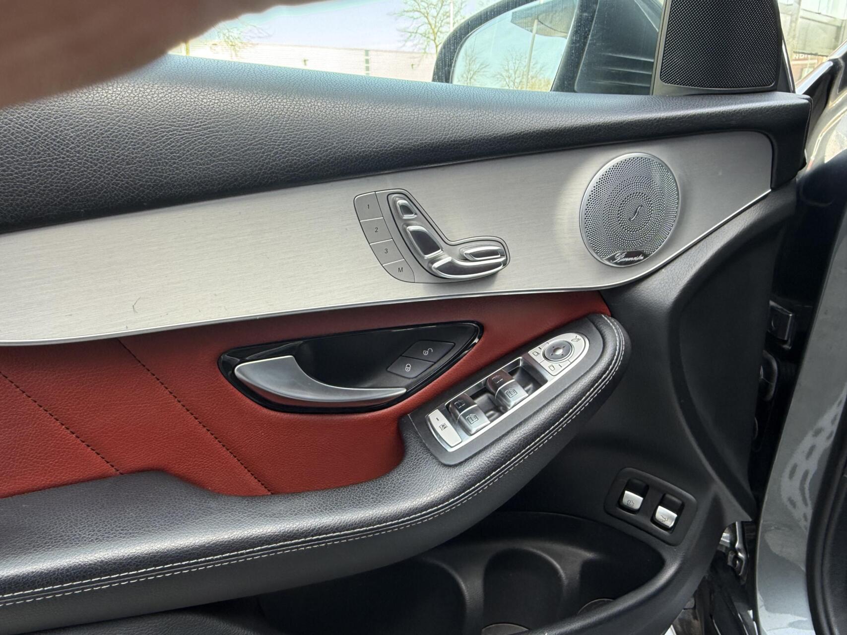 Foto van Mercedes-Benz GLC 350 E 4Matic